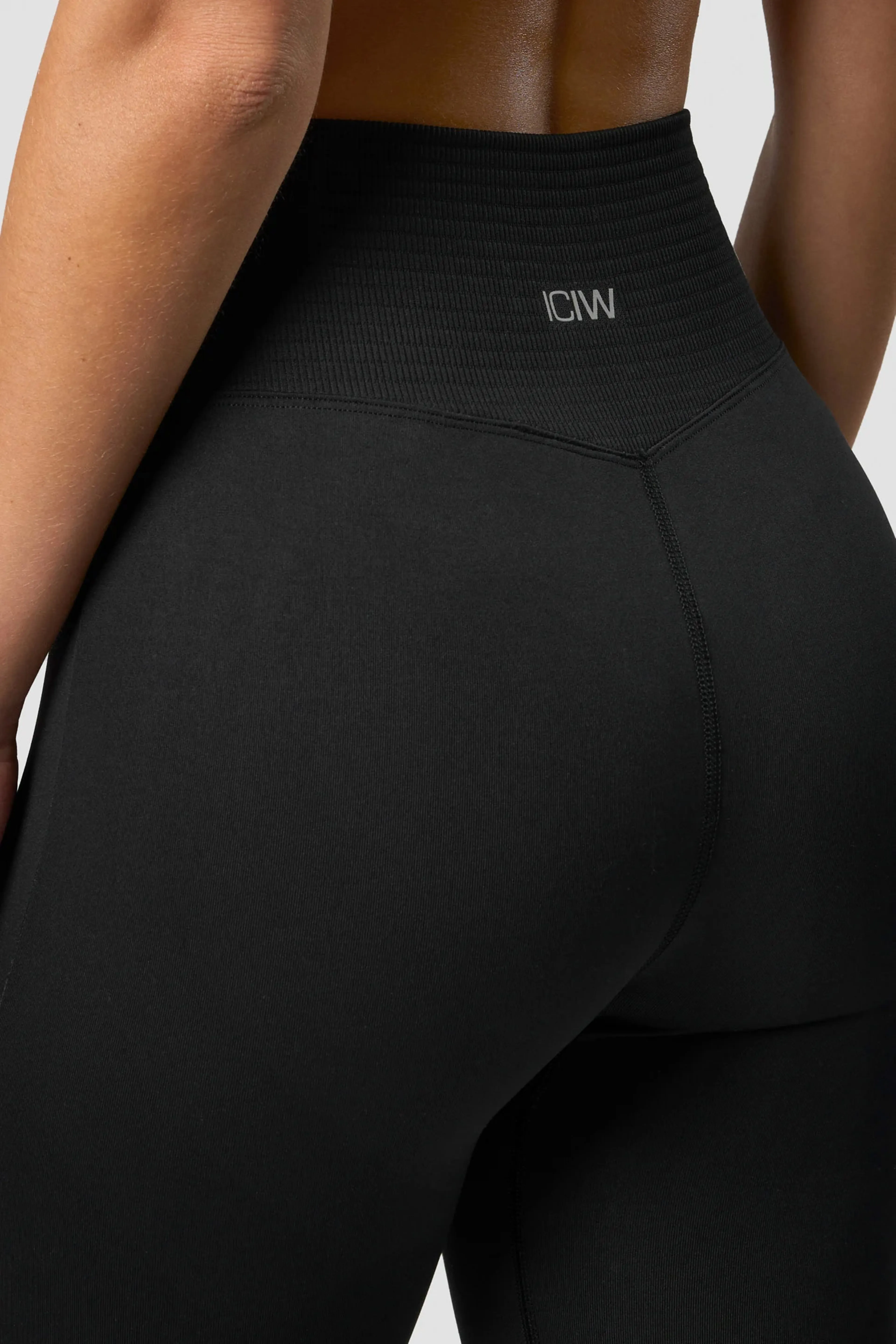 Define Seamless Flared Tights W