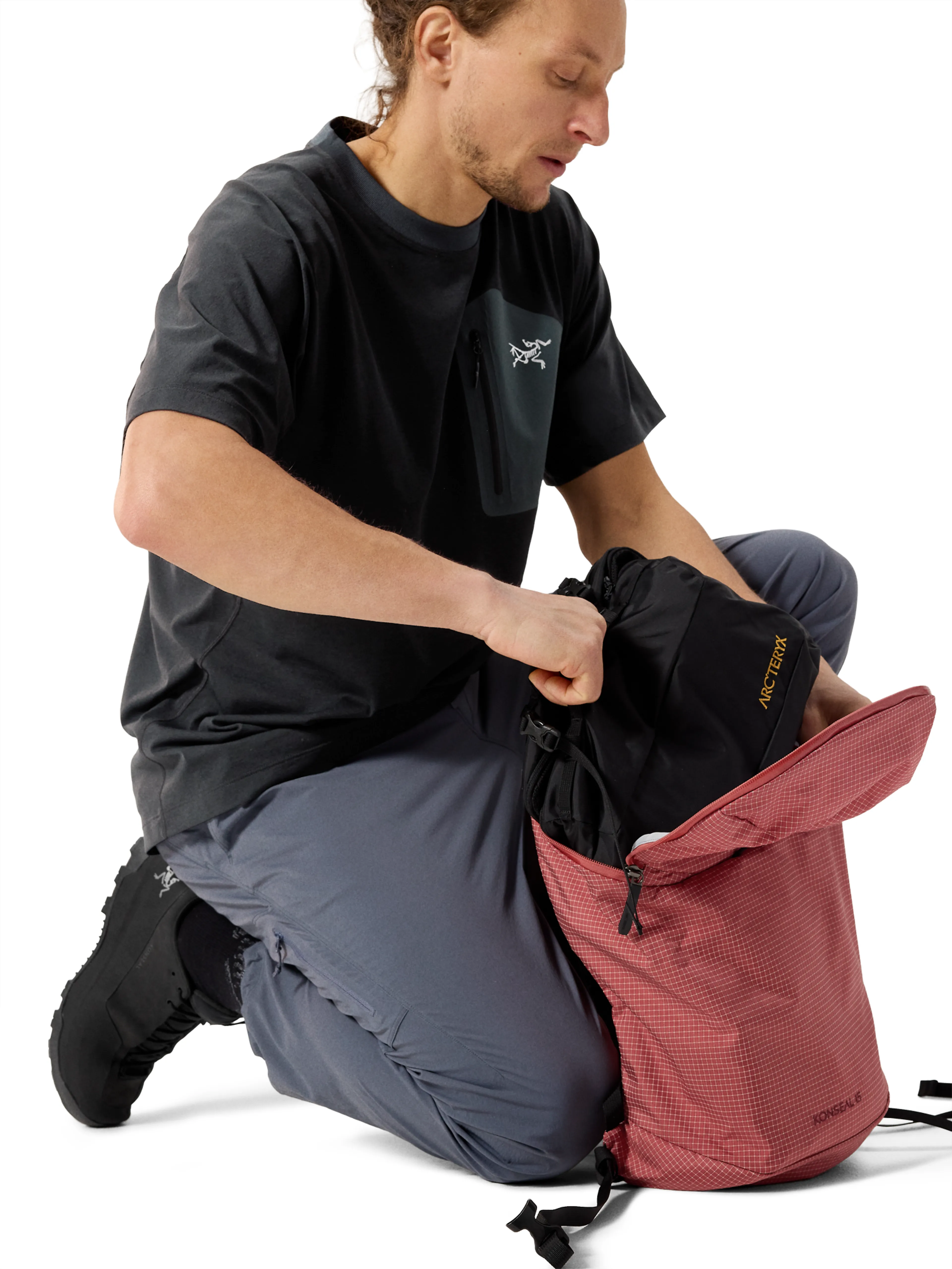 Konseal 15 Backpack