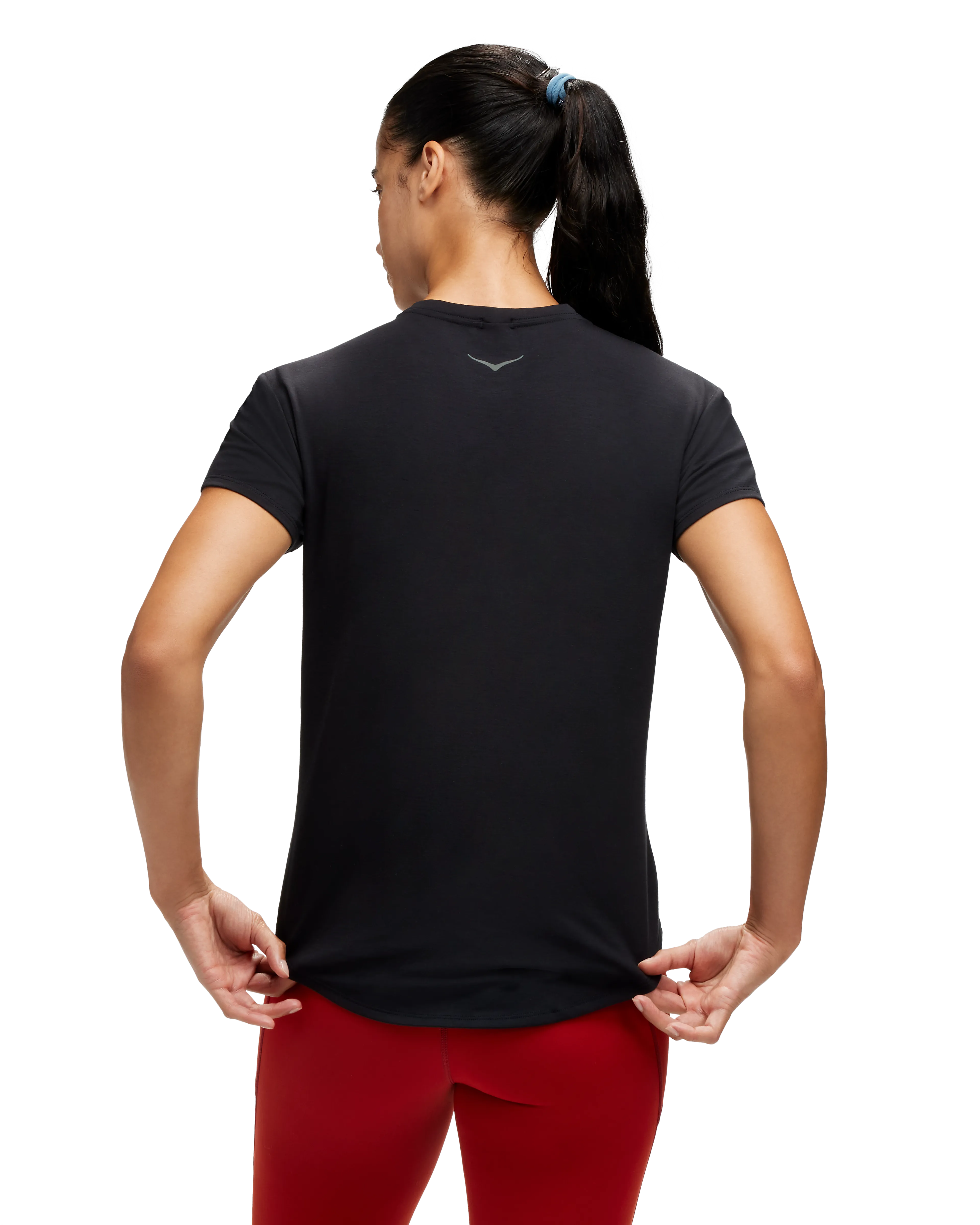 W HOKA ESSENTIAL TEE