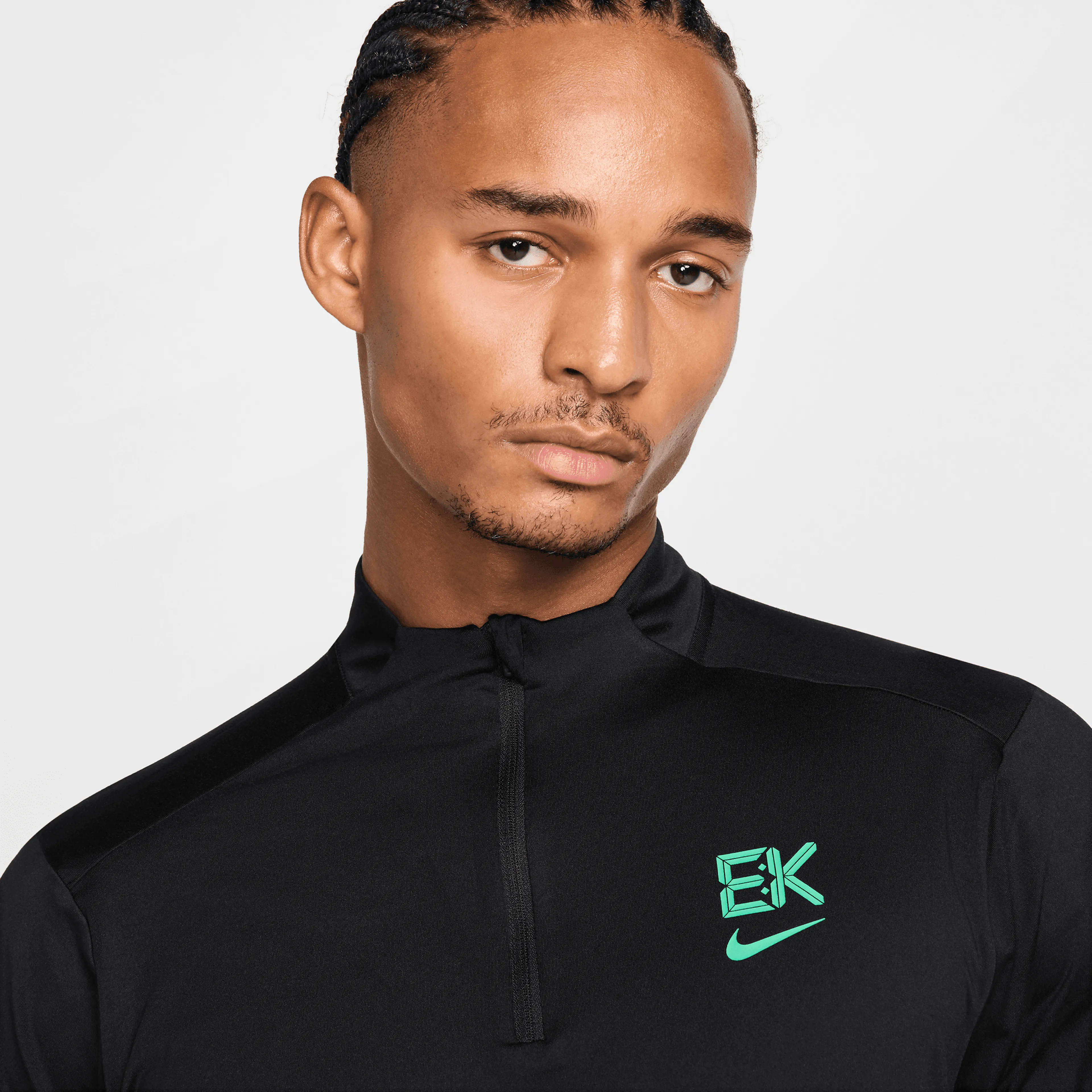 KIPCHOGE ELEMENT TOP