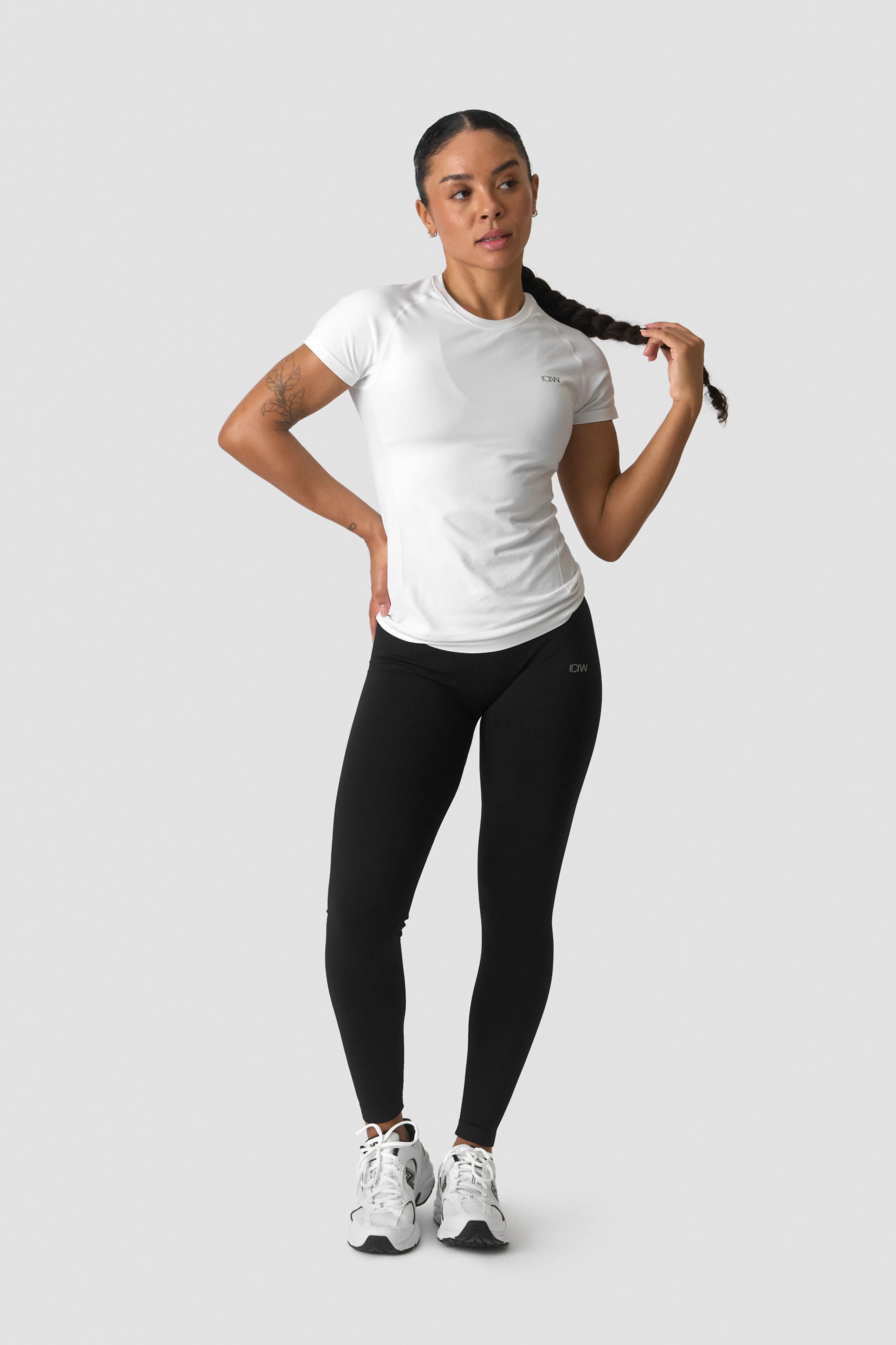 Define Seamless T-shirt W