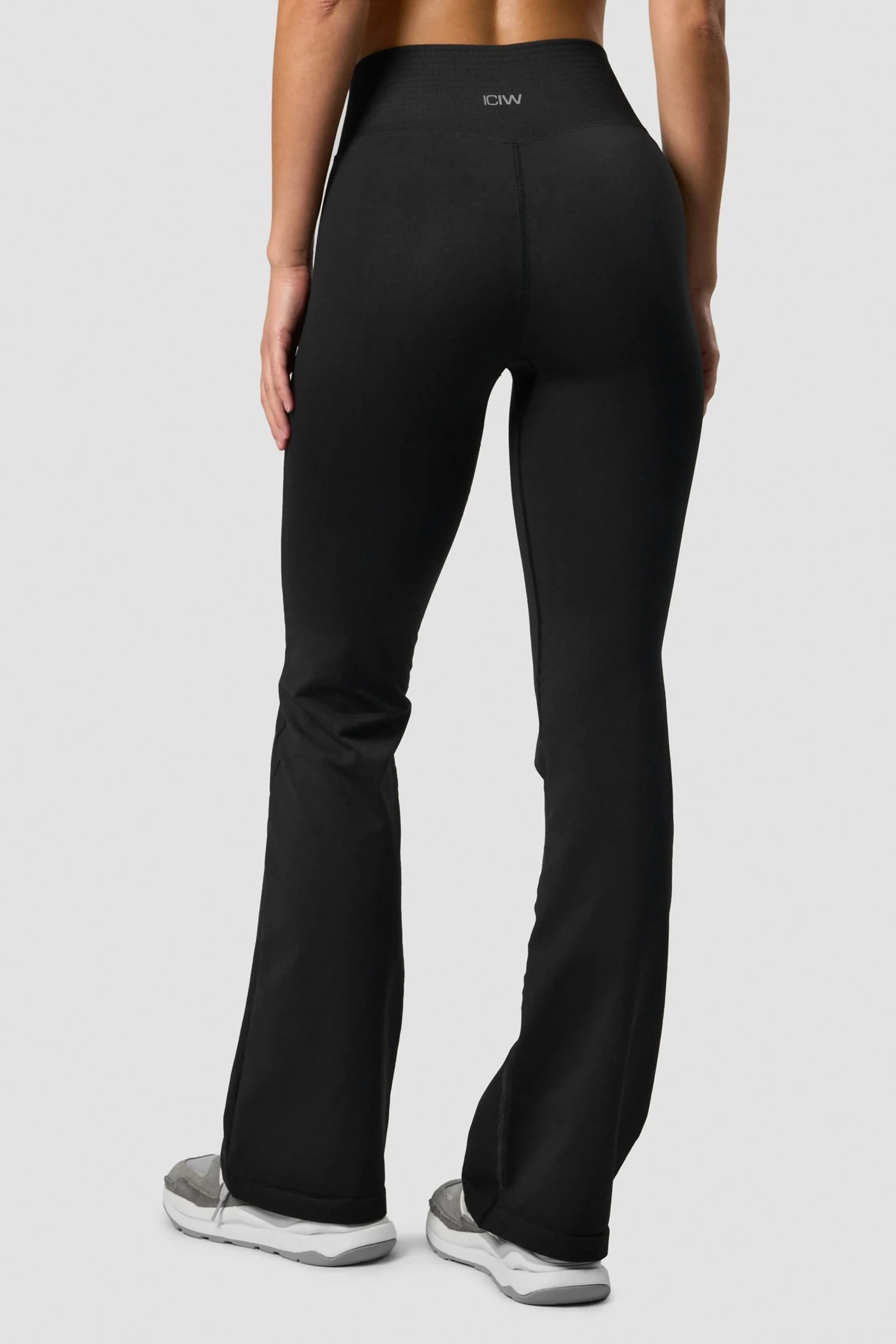 Define Seamless Flared Tights W