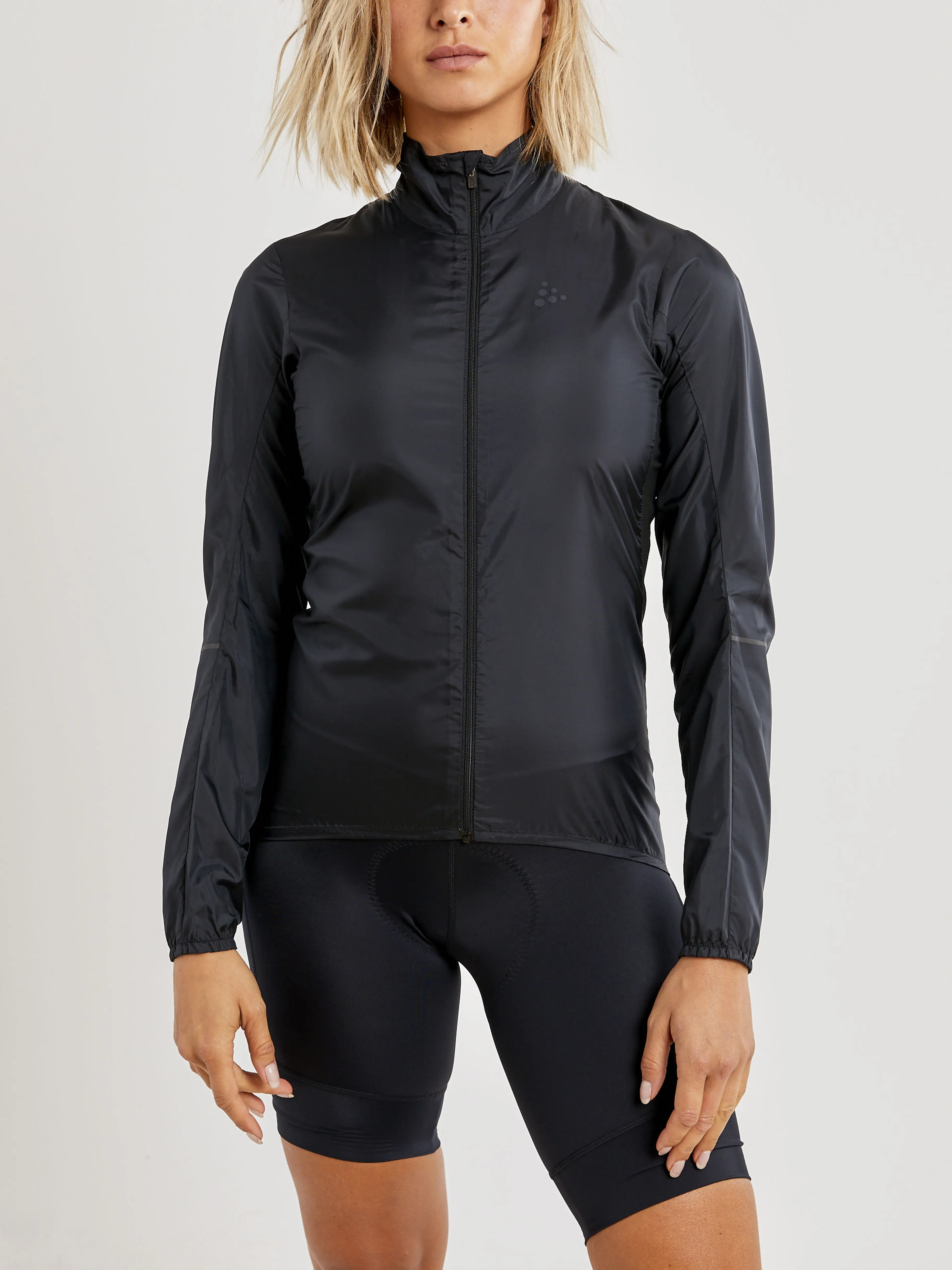 Adv Essence Light Wind Jacket W