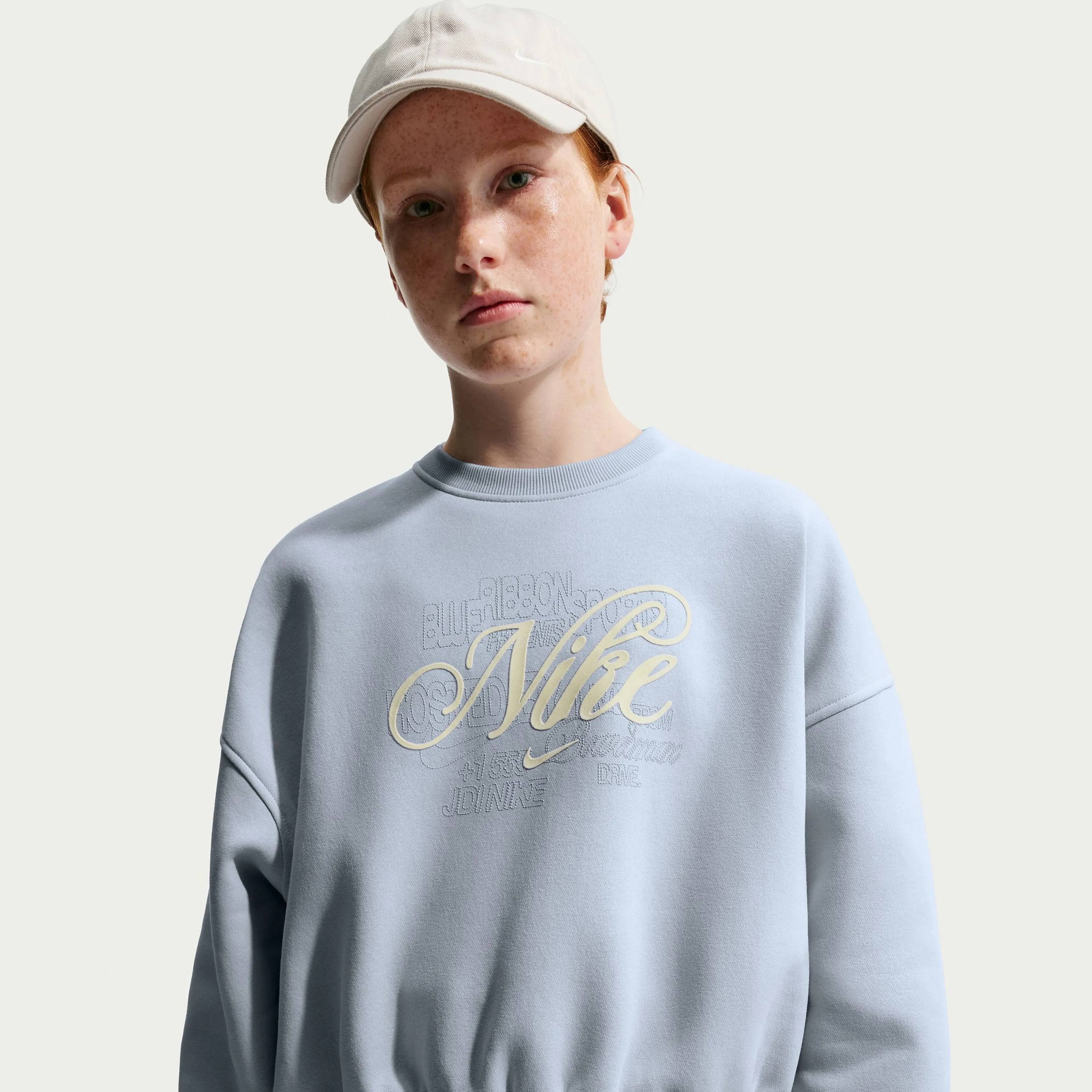 Sportswear Club Fleece Big Kids' (Girls') Boxy Crew-Neck Sweatshirt