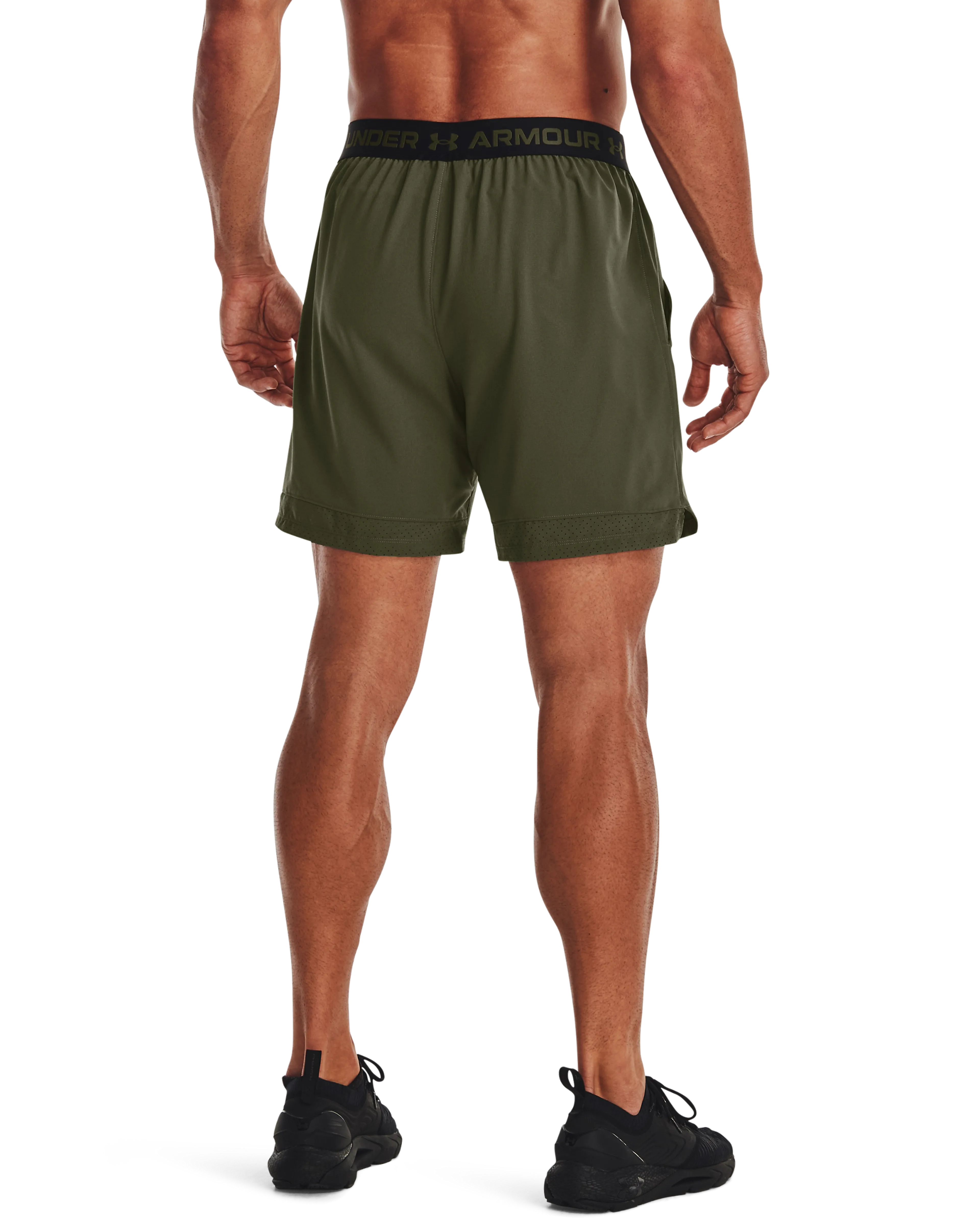 UA Vanish Woven 6in Shorts