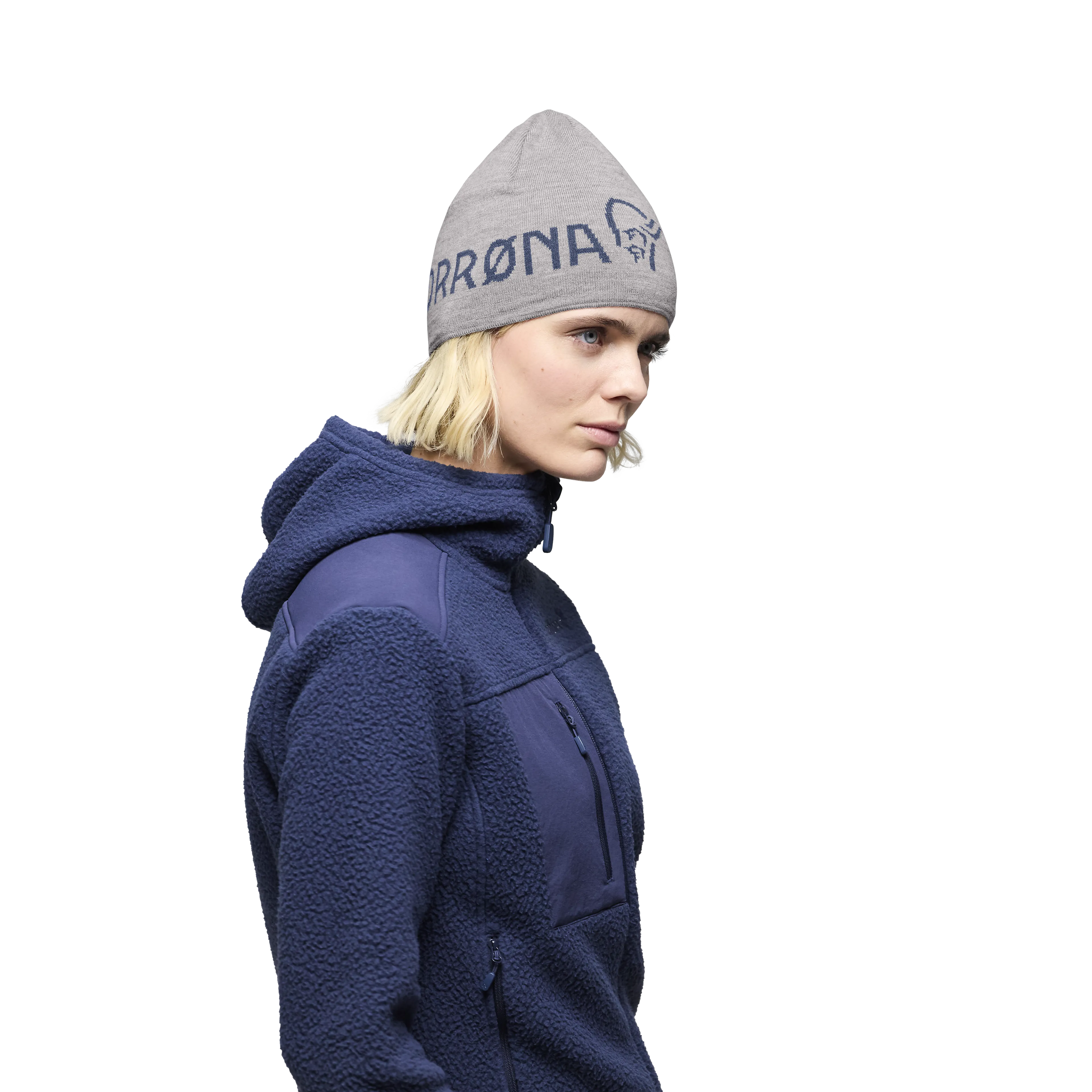 /29 light merinoUll logo Beanie