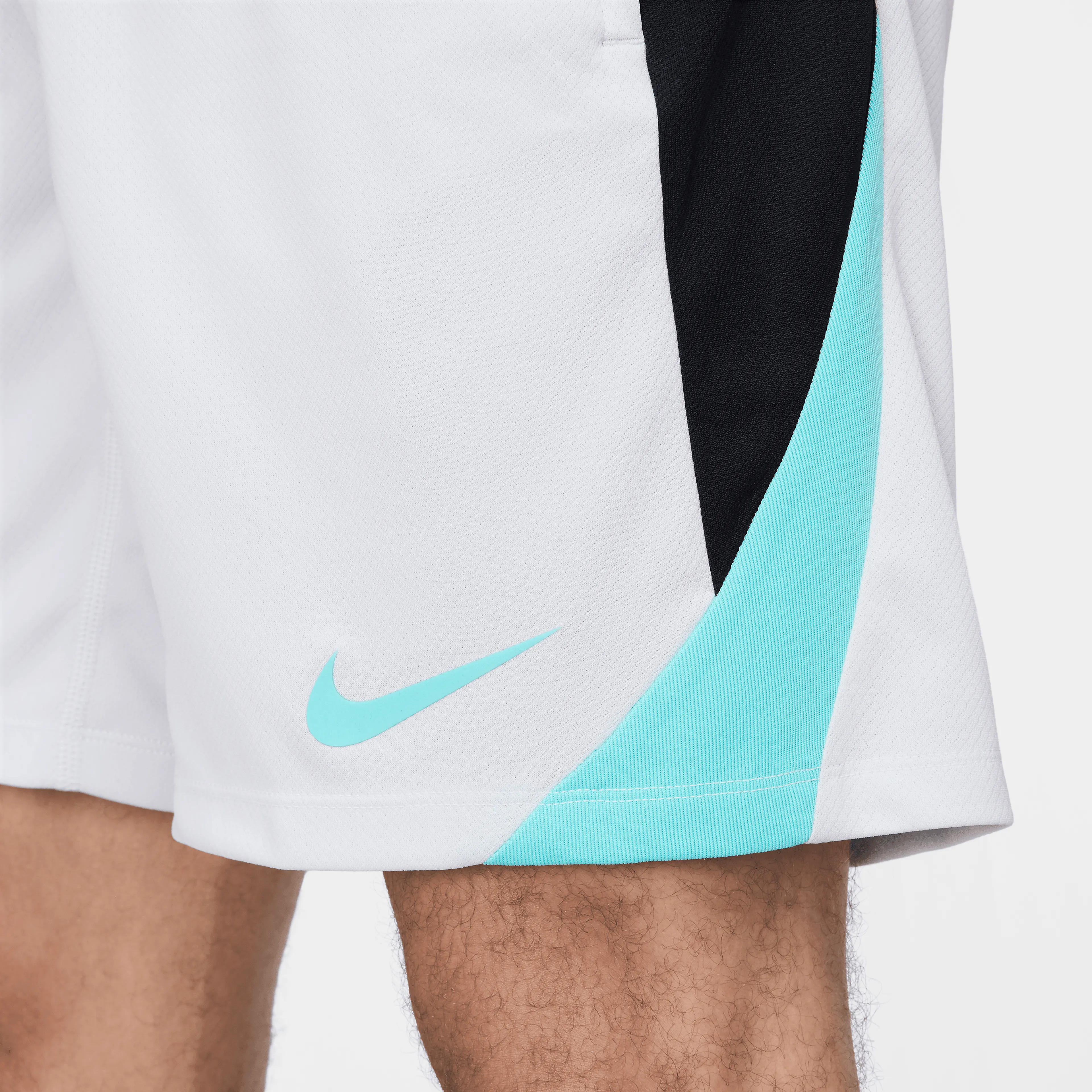 Strike Dri-FIT Global shorts herre