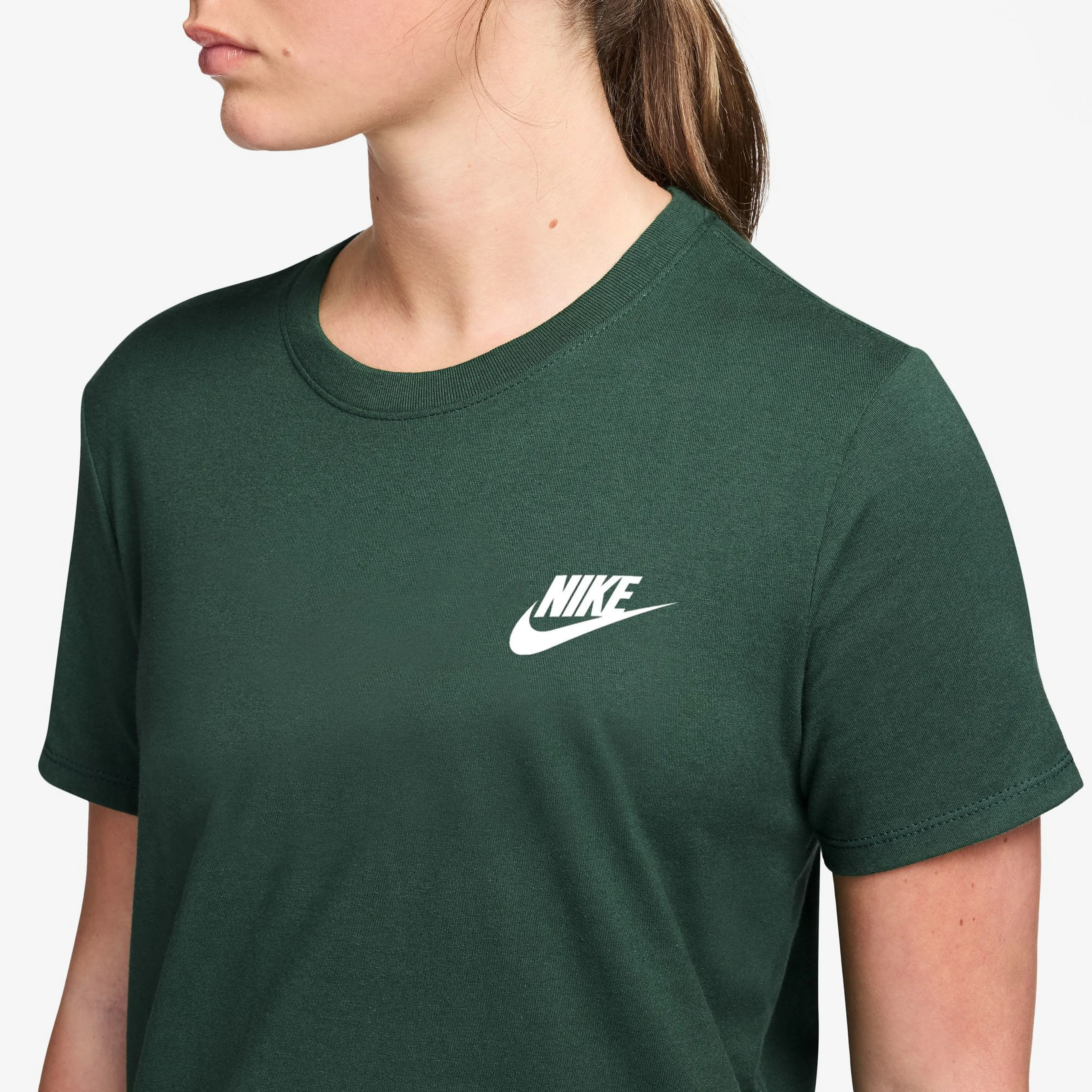 Sportswear Club Essentials Women's T-Shirt