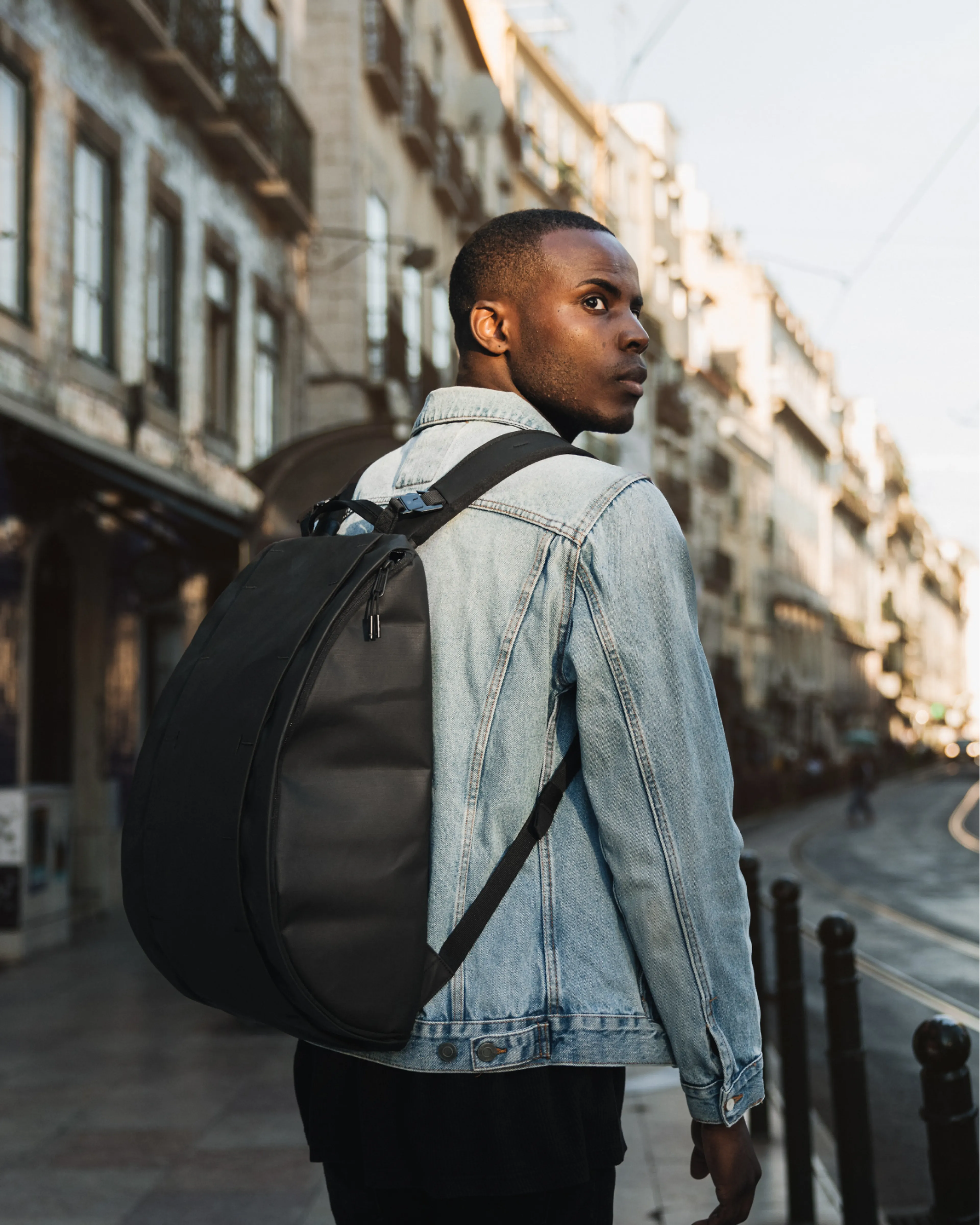 Hugger Base Backpack 15L Hugger Base Backpack 15L