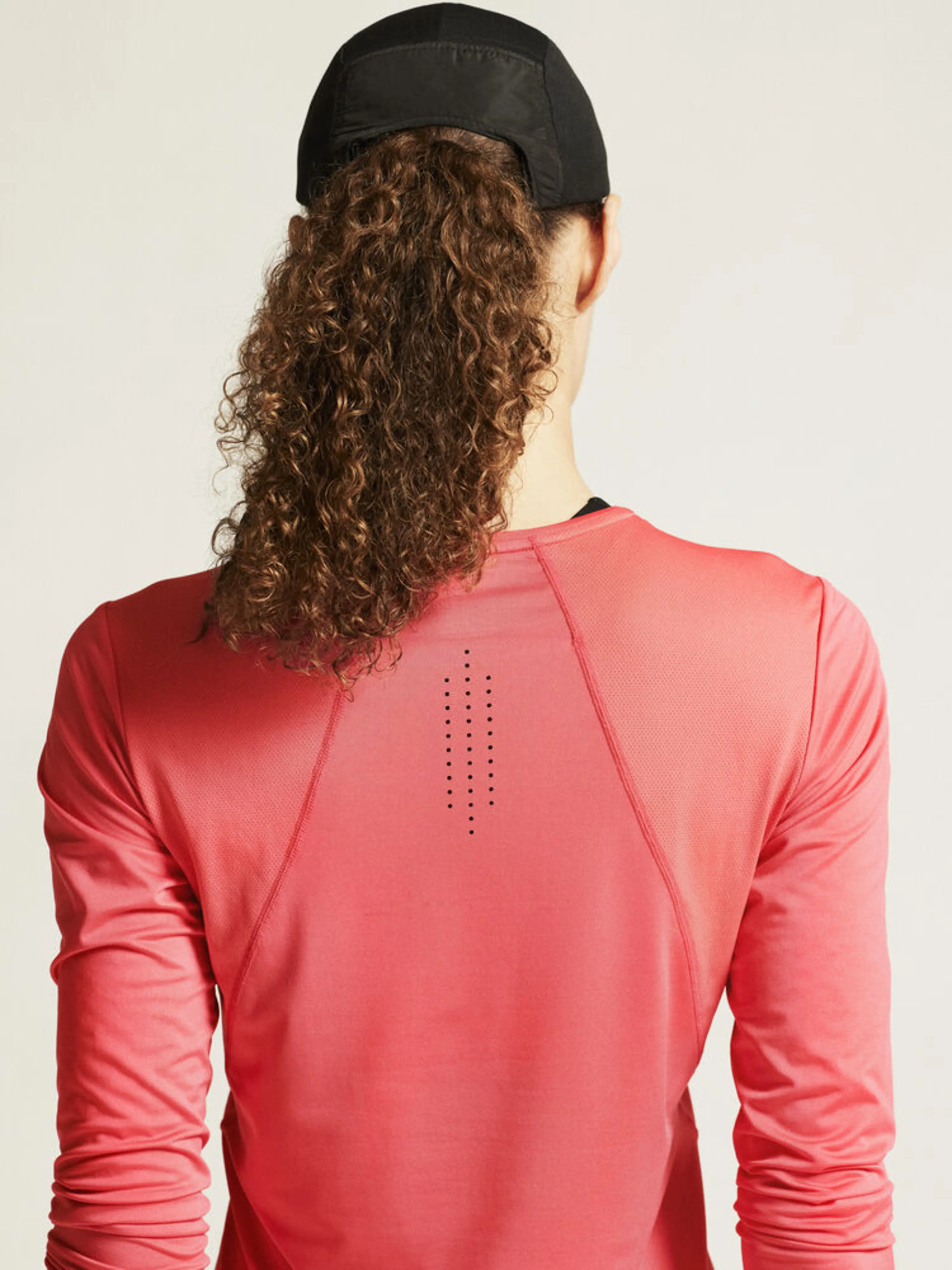 Adv Essence Ls Tee 2 W