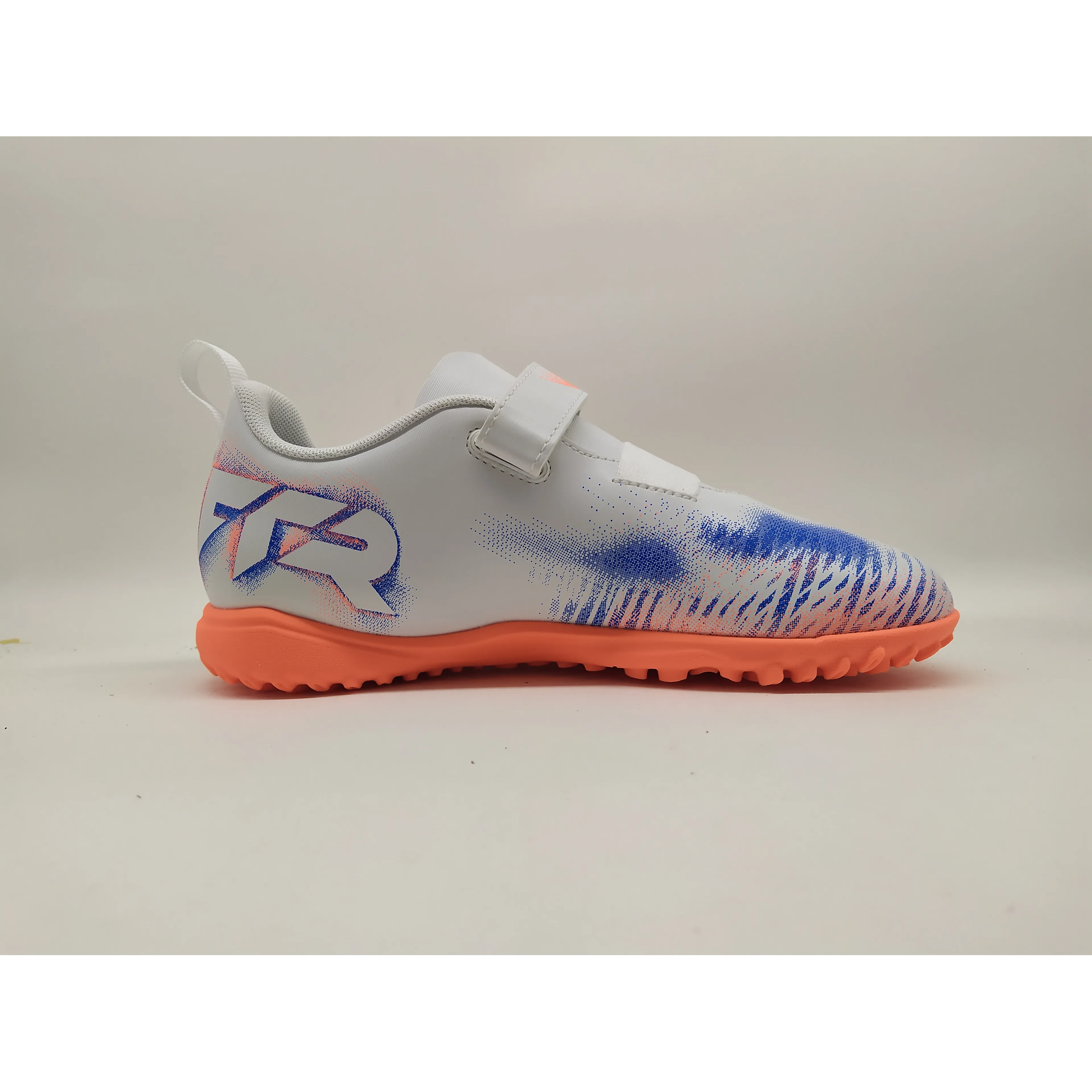 FUTURE 8 PLAY V TT Jr