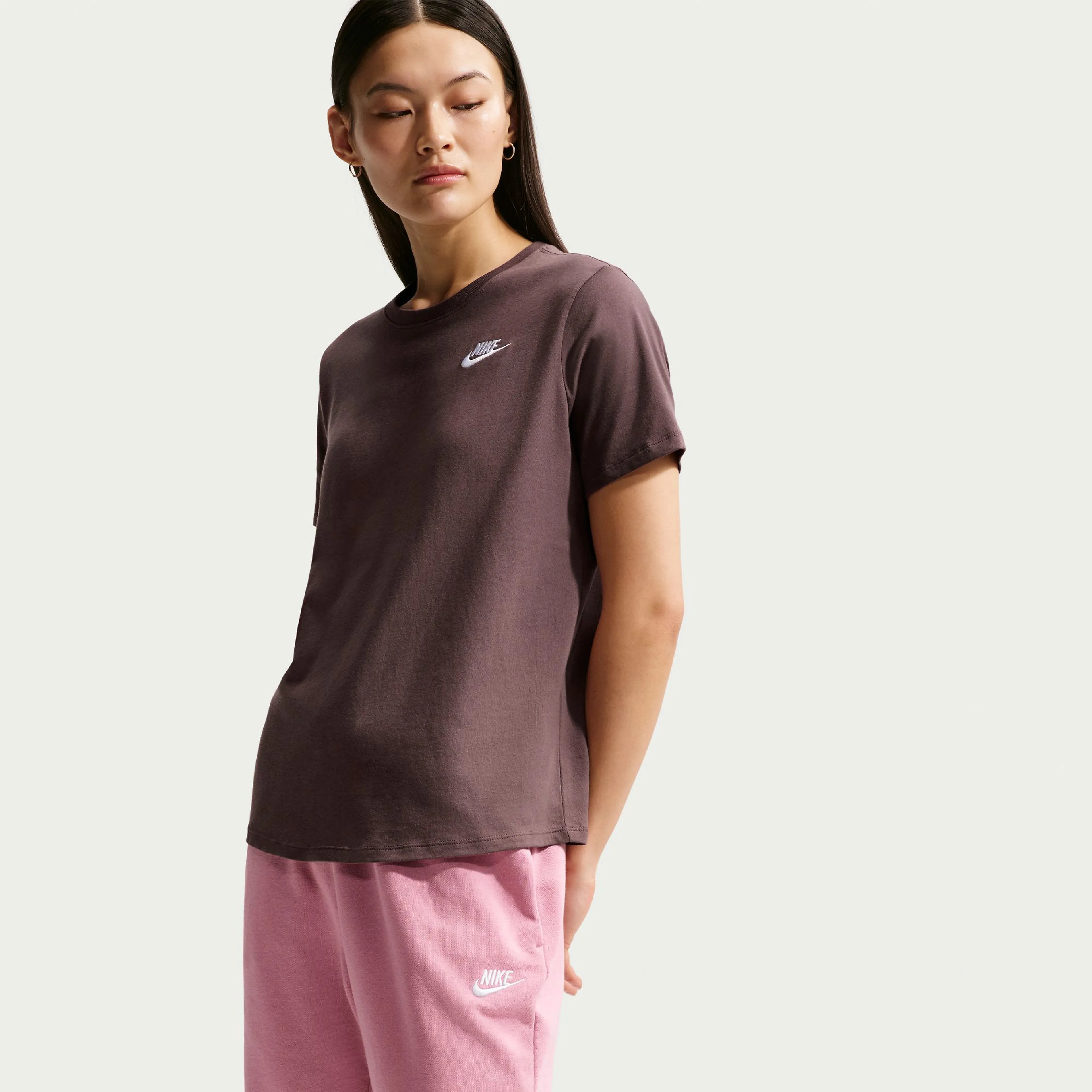 Sportswear Club Essentials Women's T-Shirt