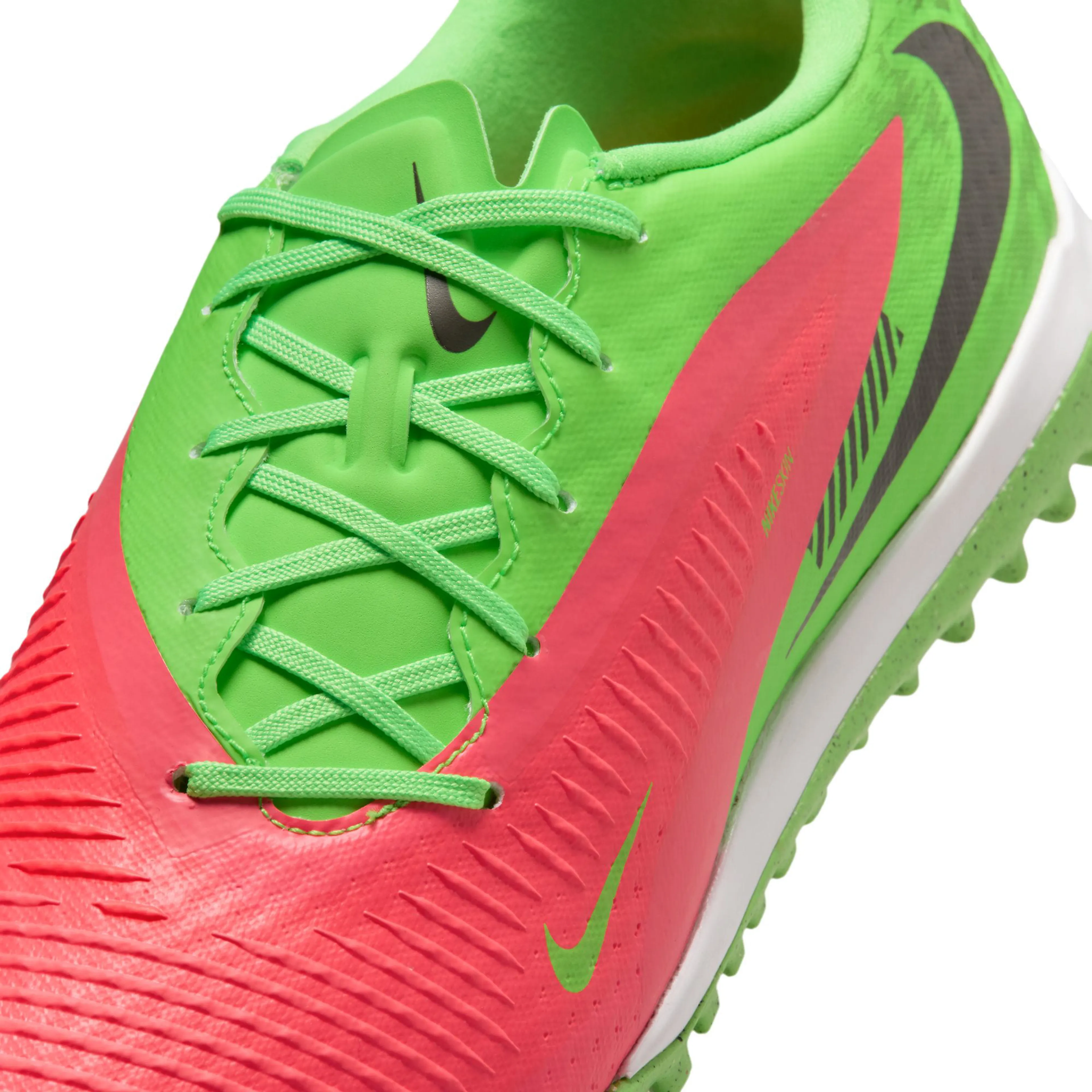 Phantom 6 Academy Low "Erling Haaland" TF fotballsko