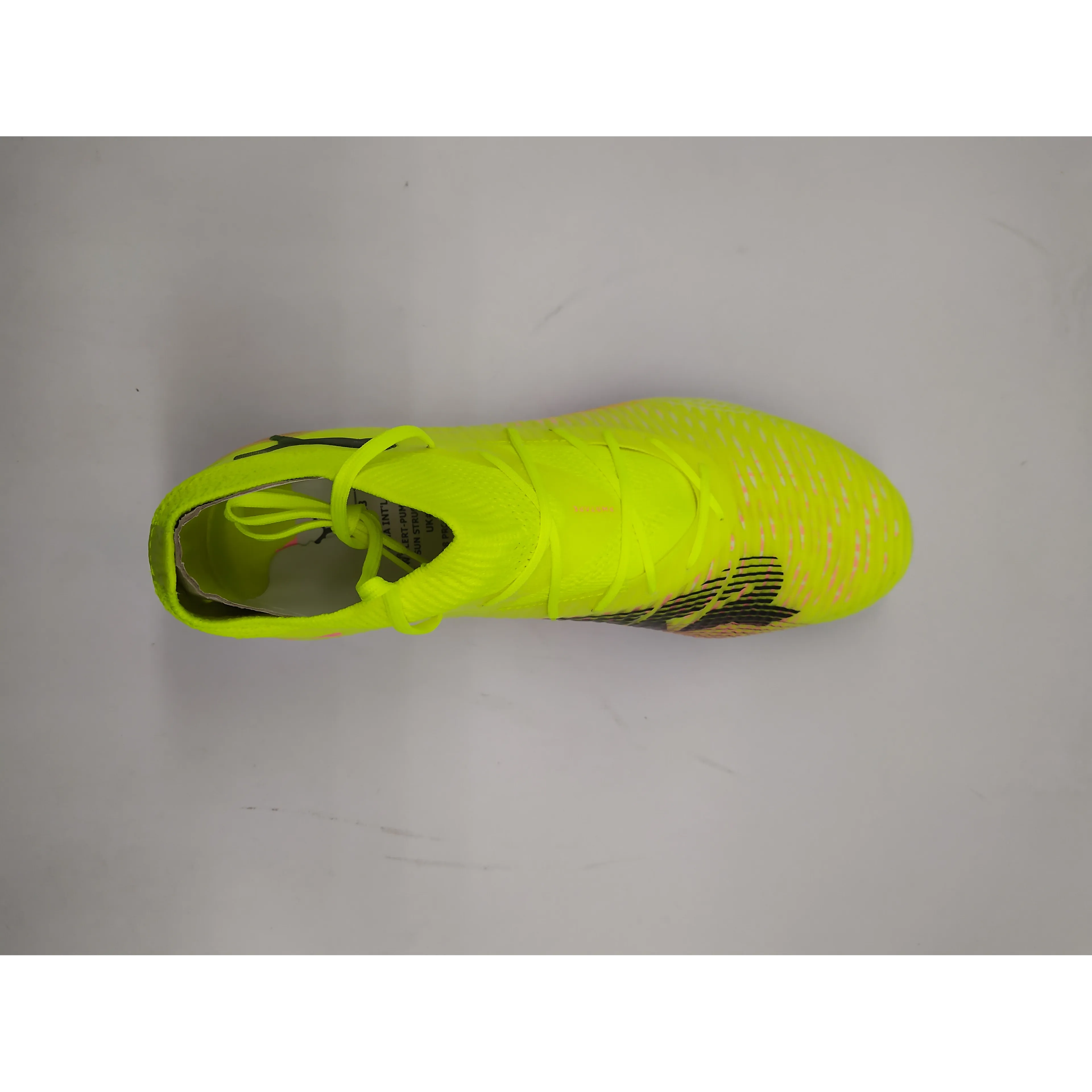 FUTURE 8 PRO FG/AG Wn s