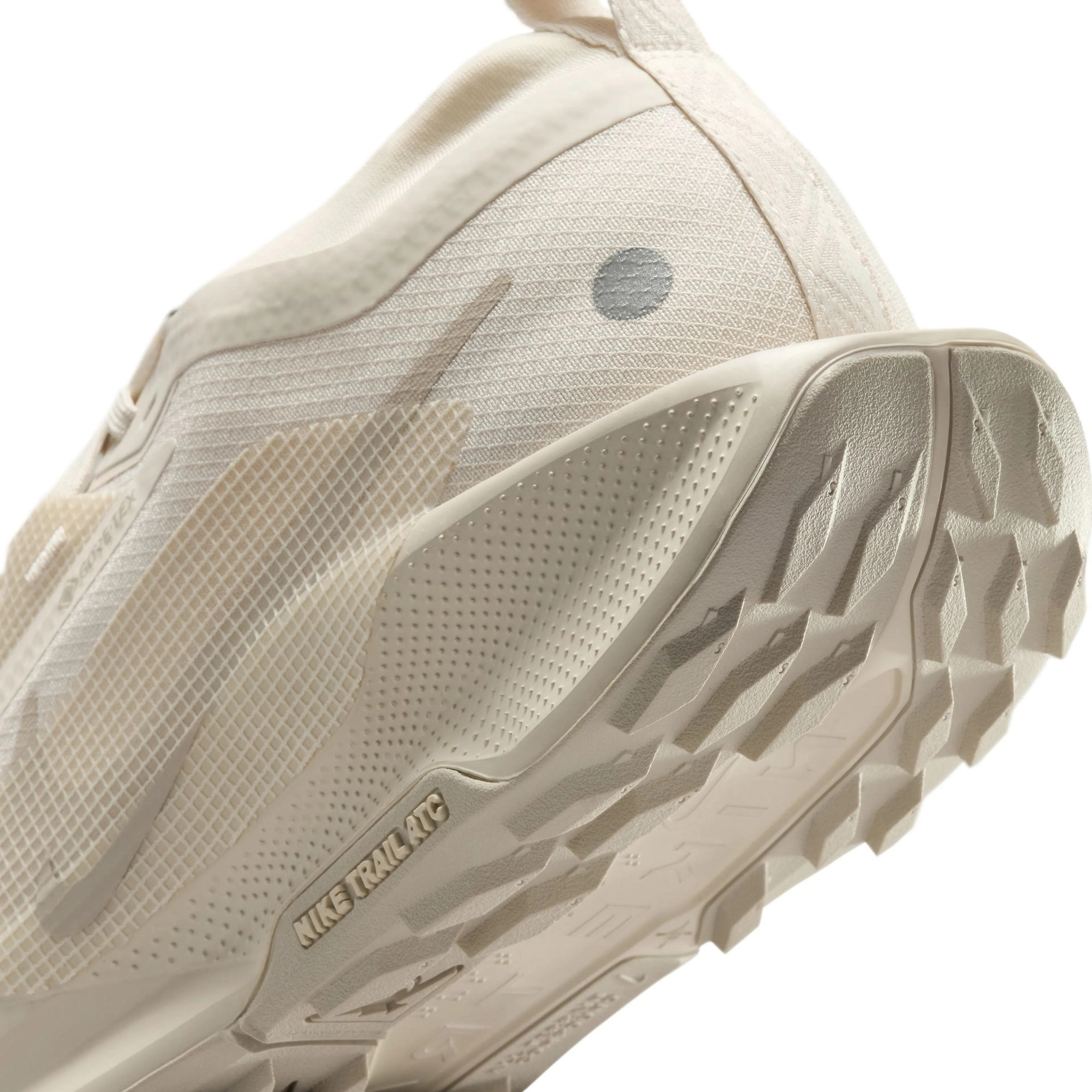 Pegasus Trail 5 GORE-TEX Women's Waterproof Trail Running Shoes