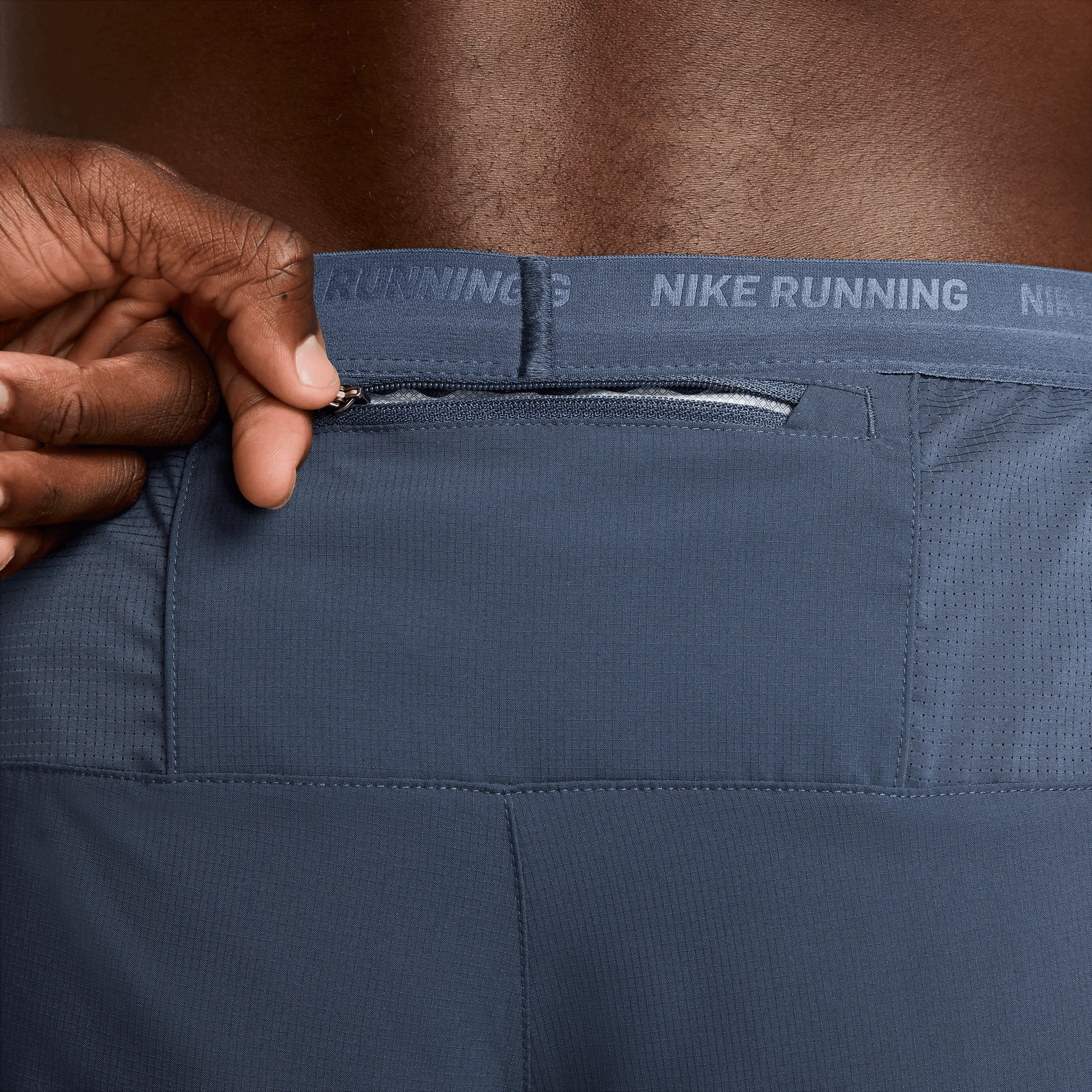 Nike Dri-FIT Stride Men's 7" 2-In-1