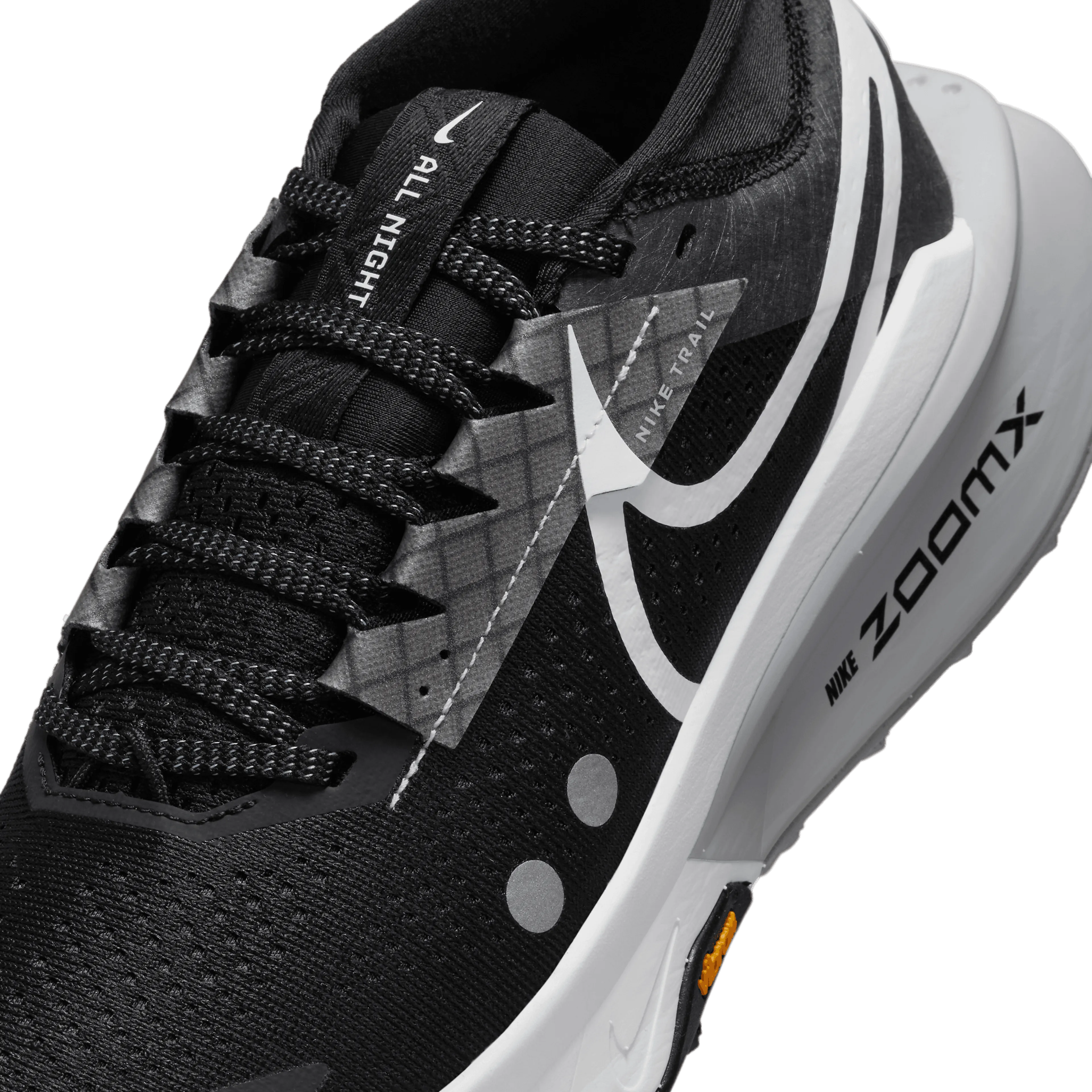 W ZOOMX INVINCIBLE TRAIL