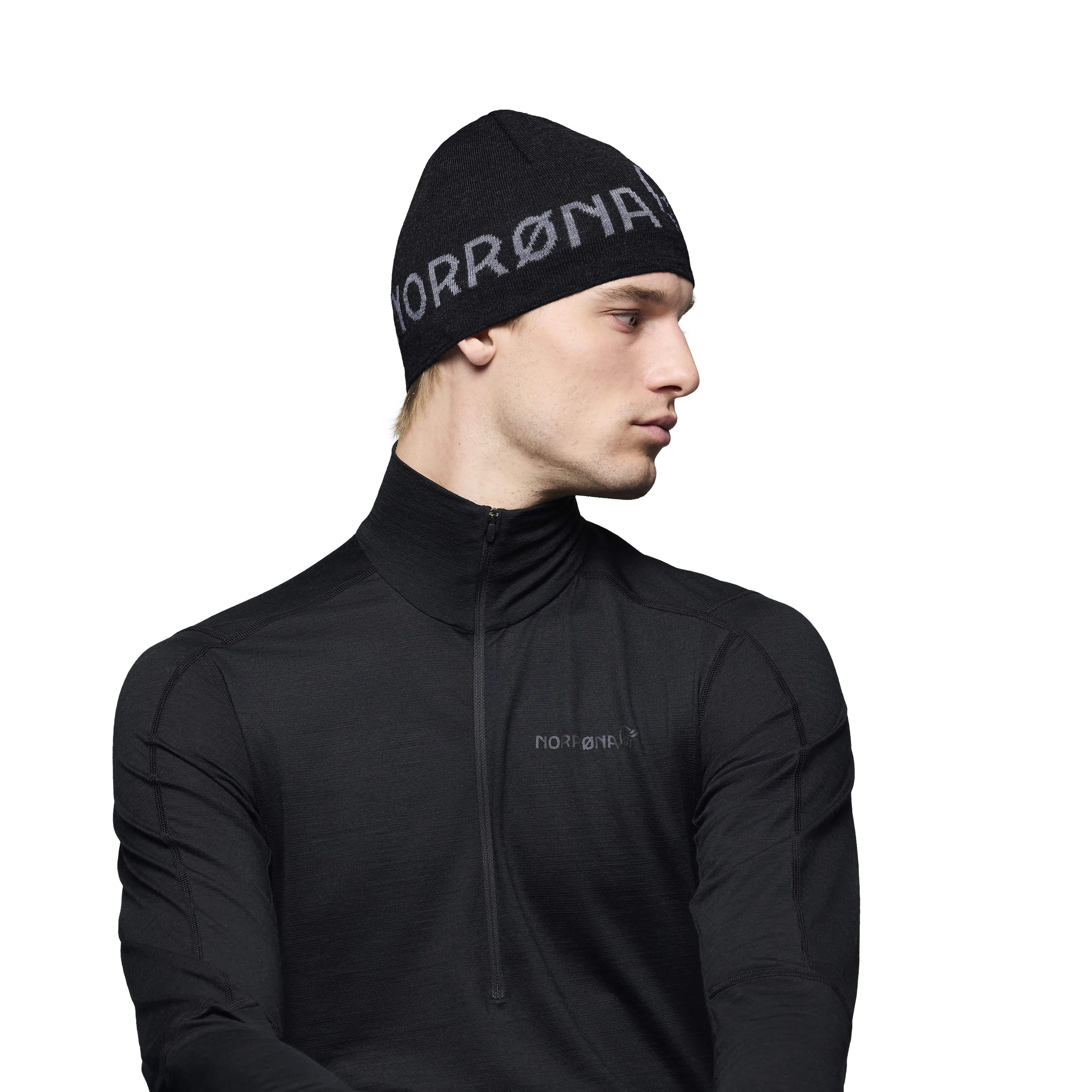 /29 light merinoUll logo Beanie