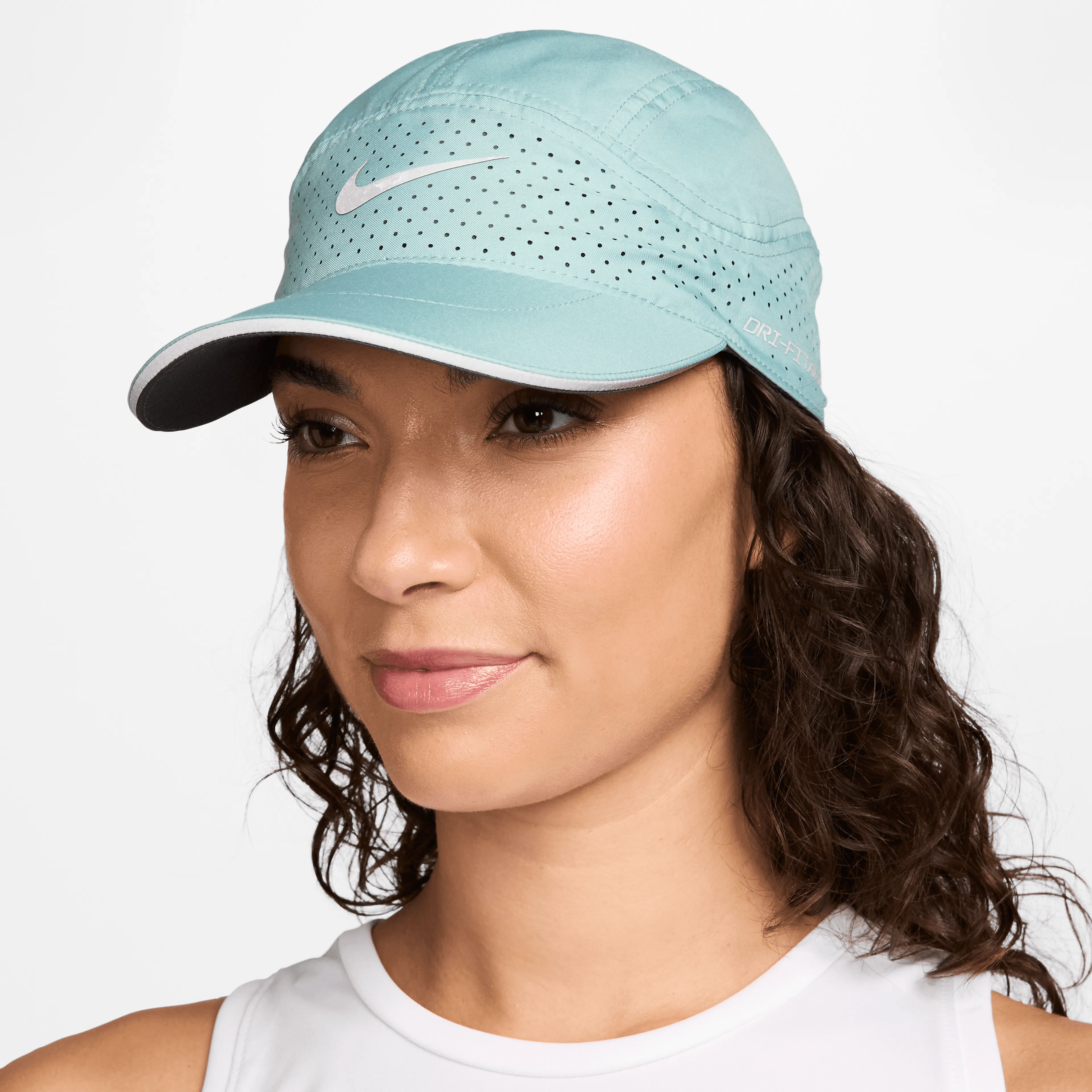 U NK DFADV FLY CAP U AB RFLTV
