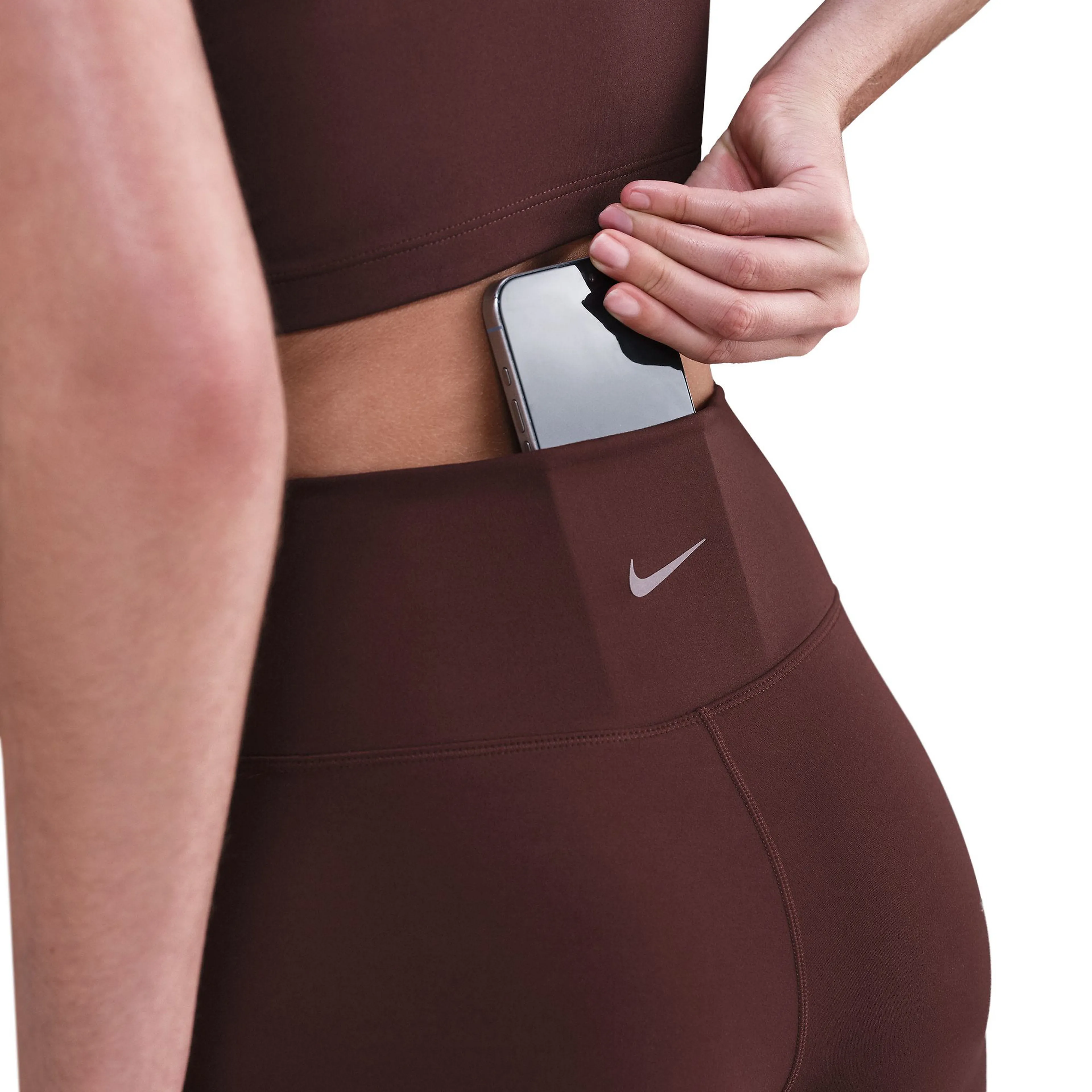 One Women's High-Waisted 7/8 Leggings with Pockets