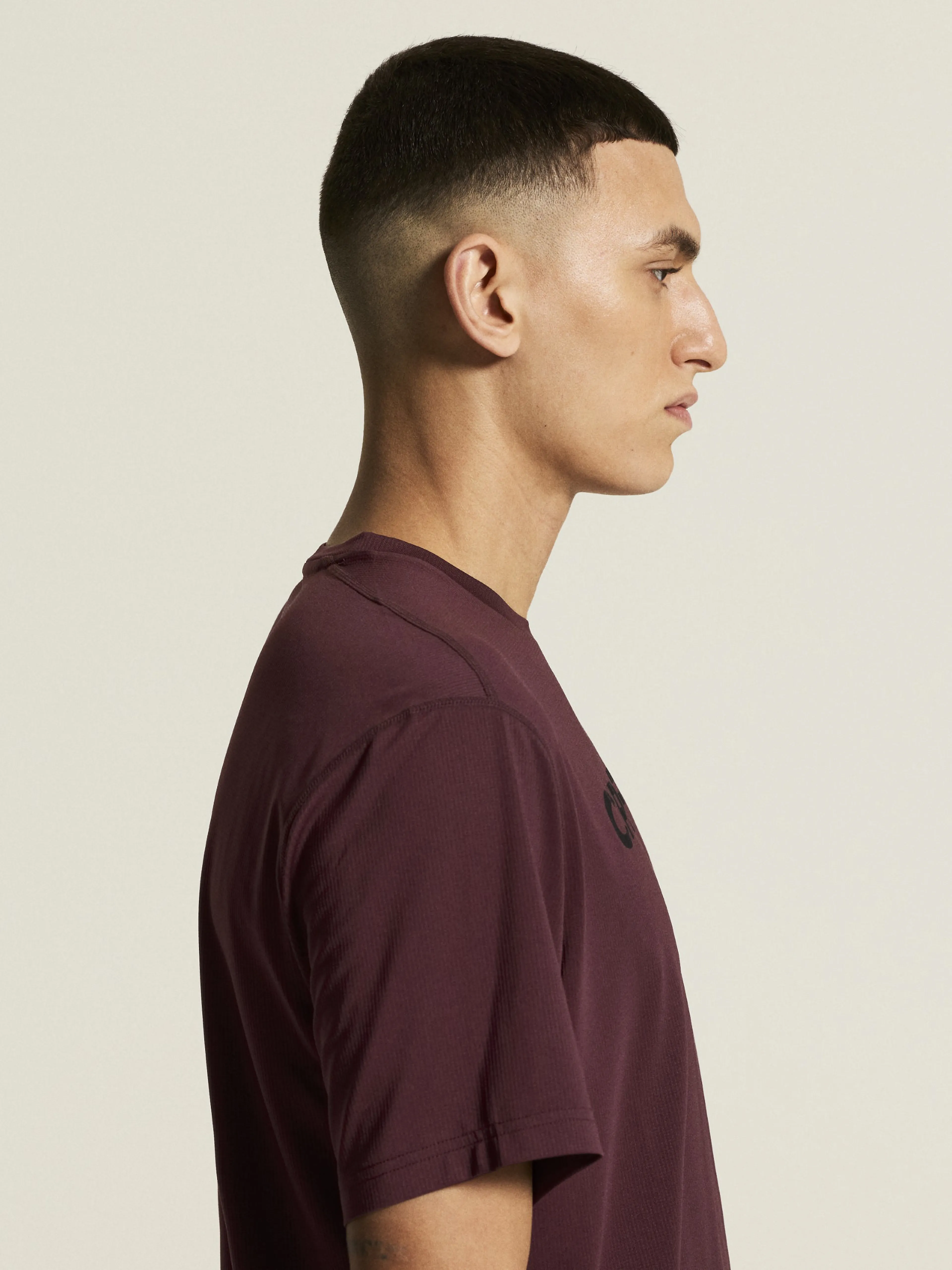 Essence Logo Tee 2 M