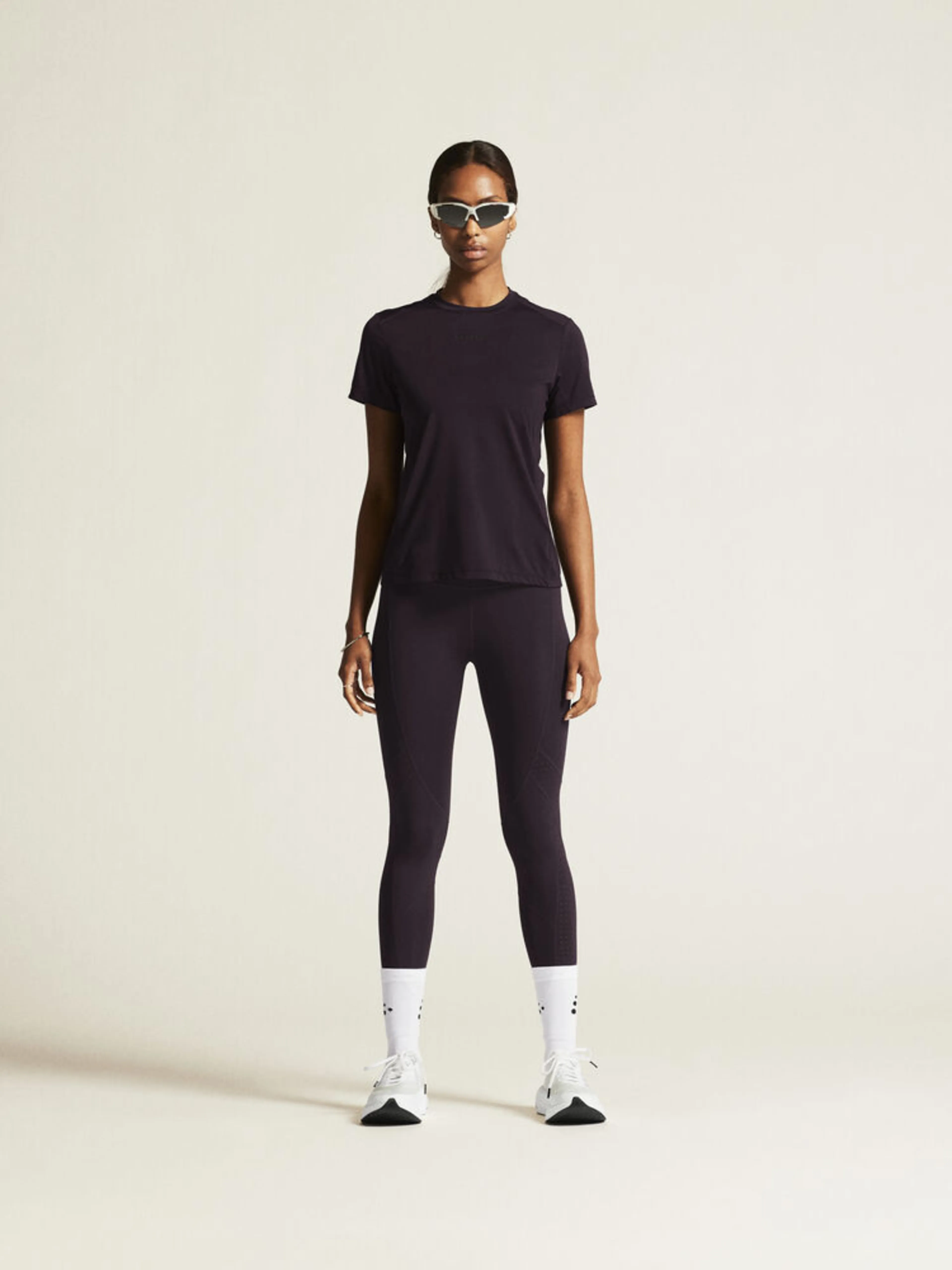 Adv Essence Ss Tee 2 W