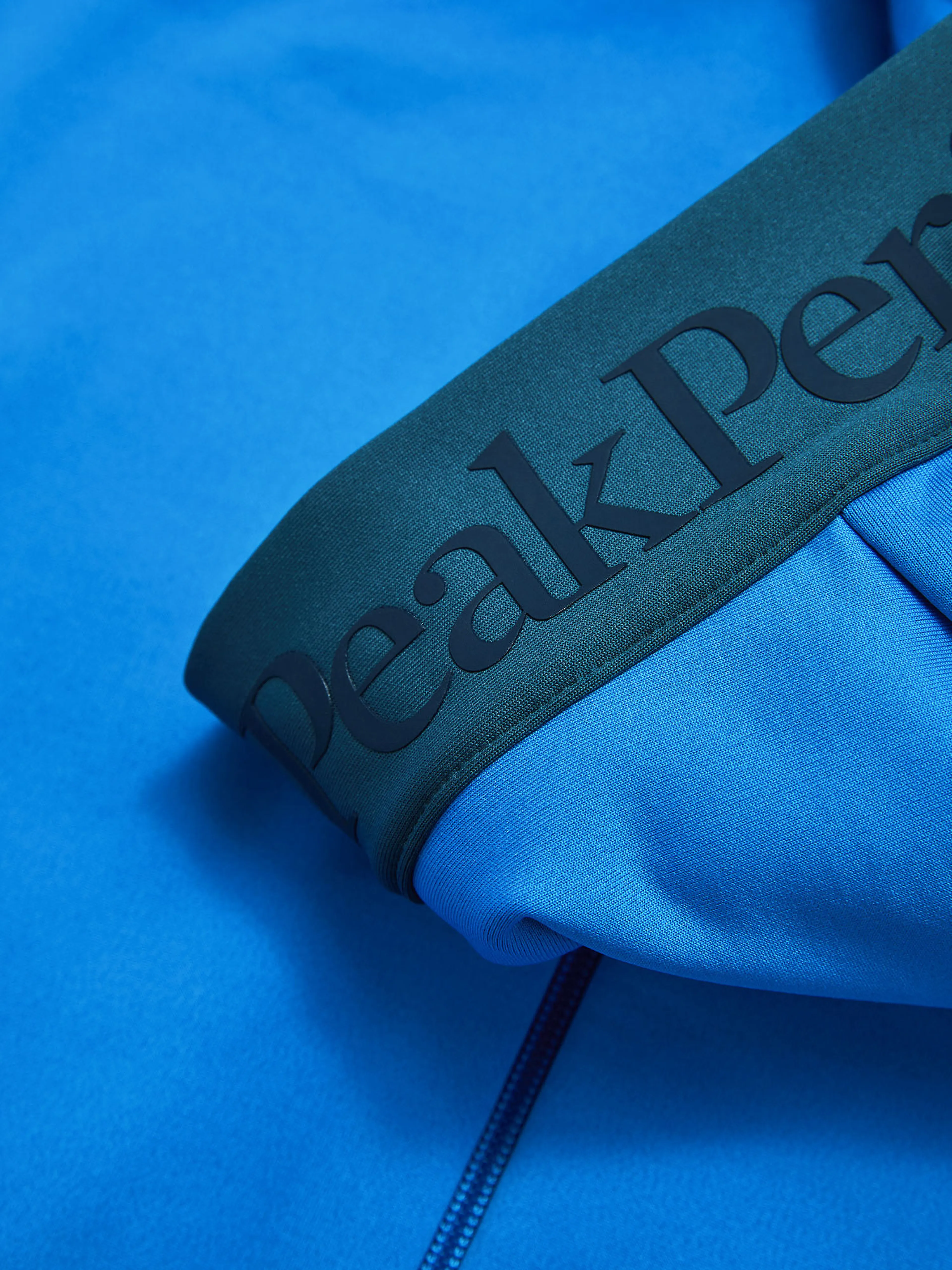 M Rider Essentials Zip Hood
