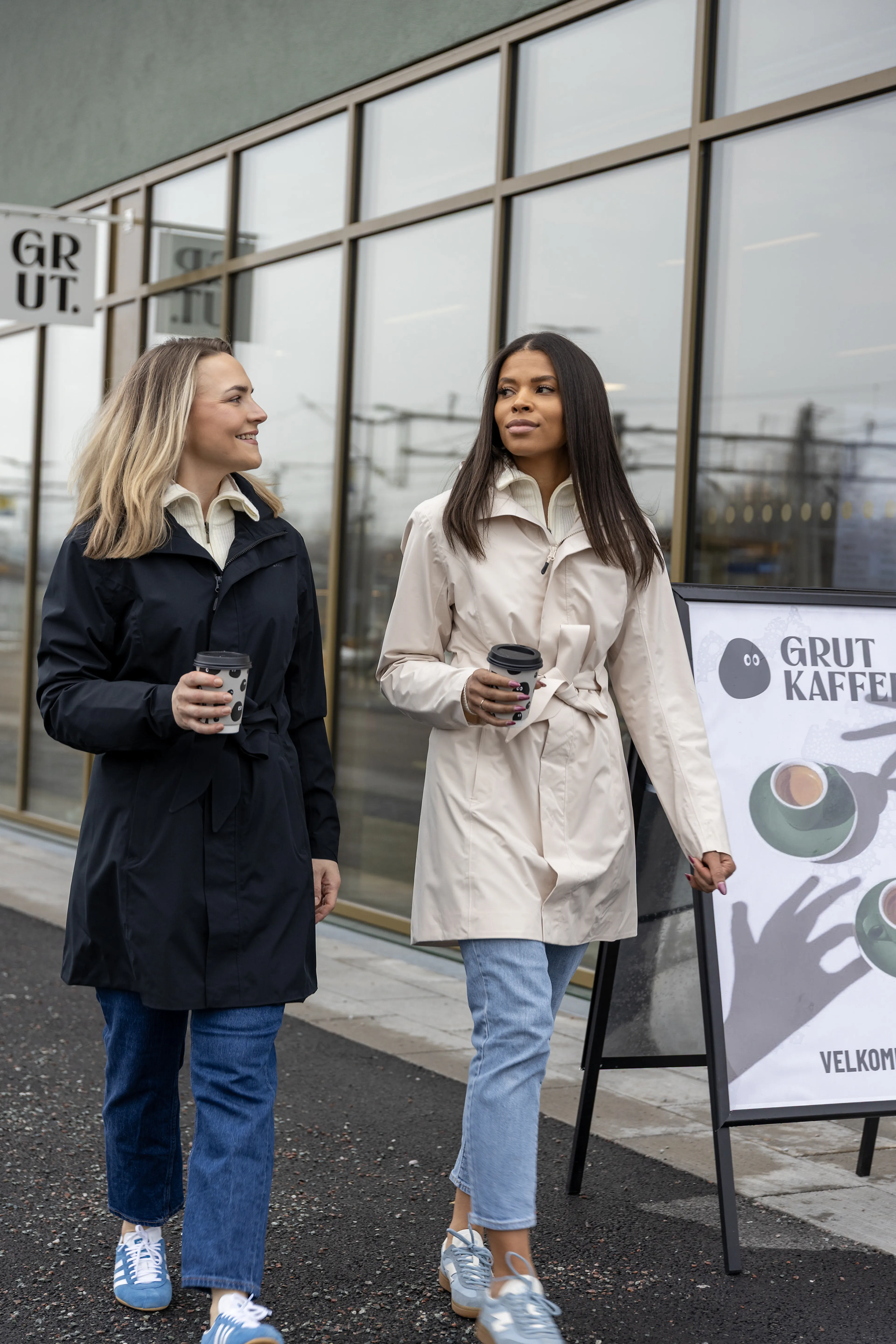 Svartkampen Kåpe Dame