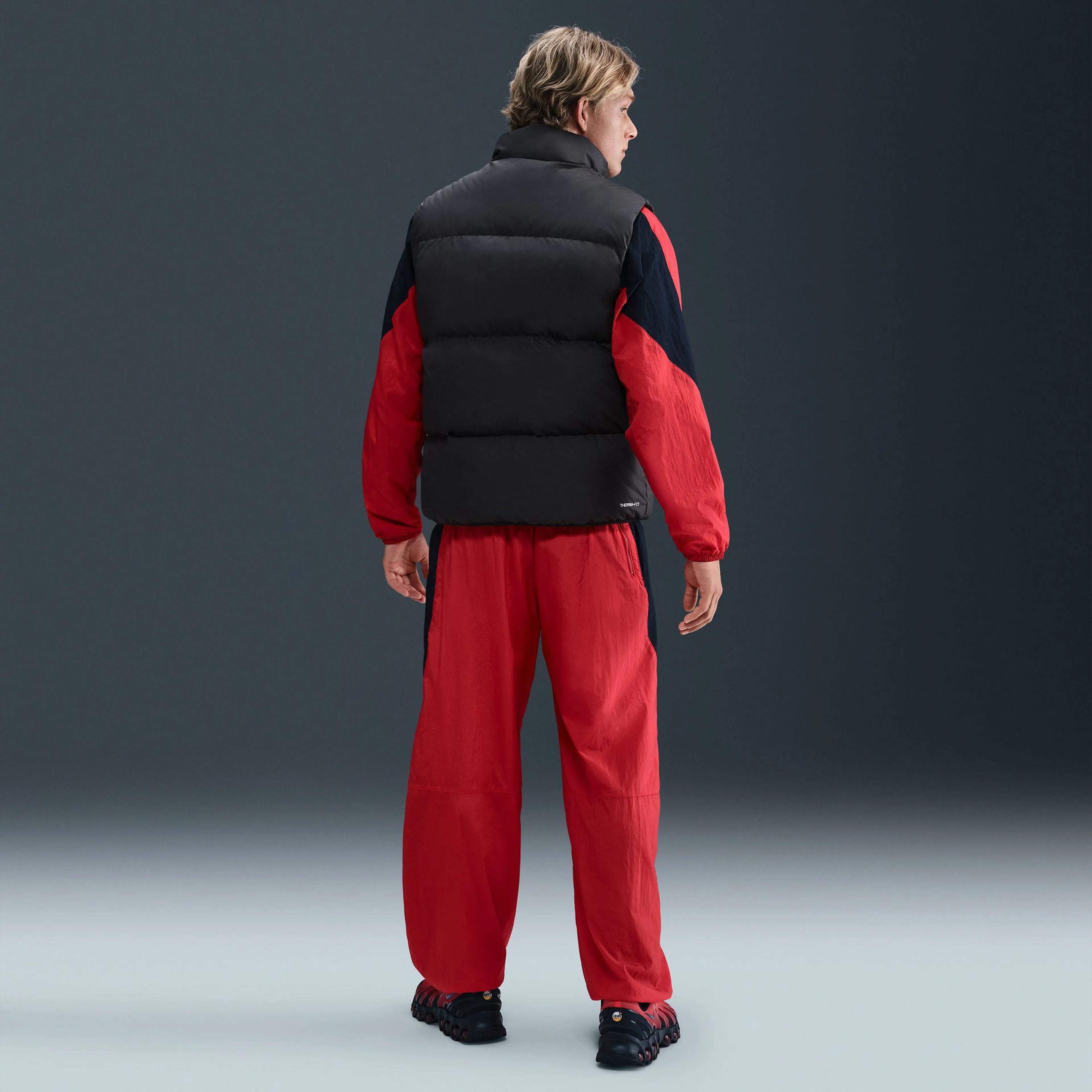 Sportswear Club Men's Therma-FIT Puffer Vest