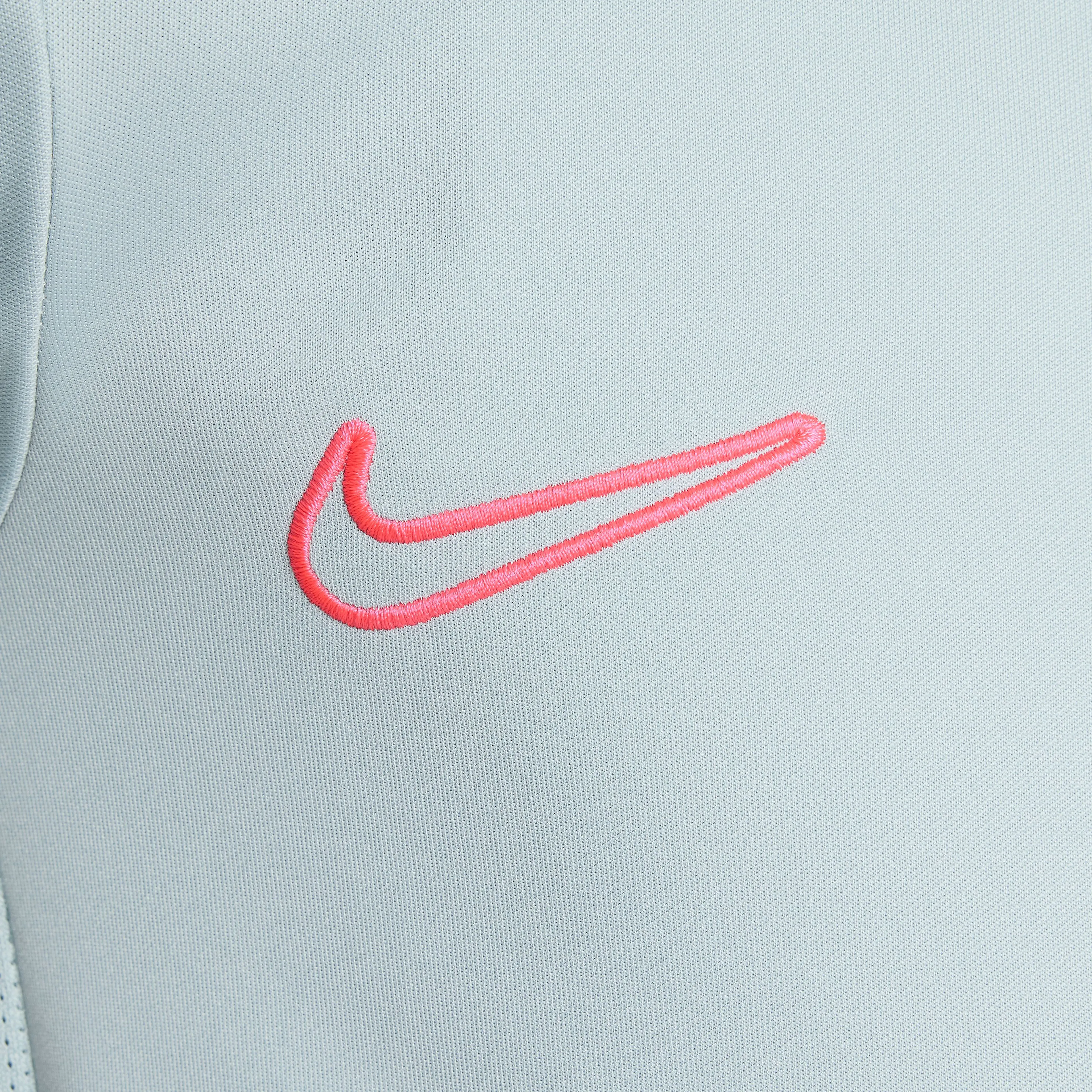 Nike Academy Big Kids' Dri-FIT Long-Sleeve 1/4-Zip Soccer Drill Top