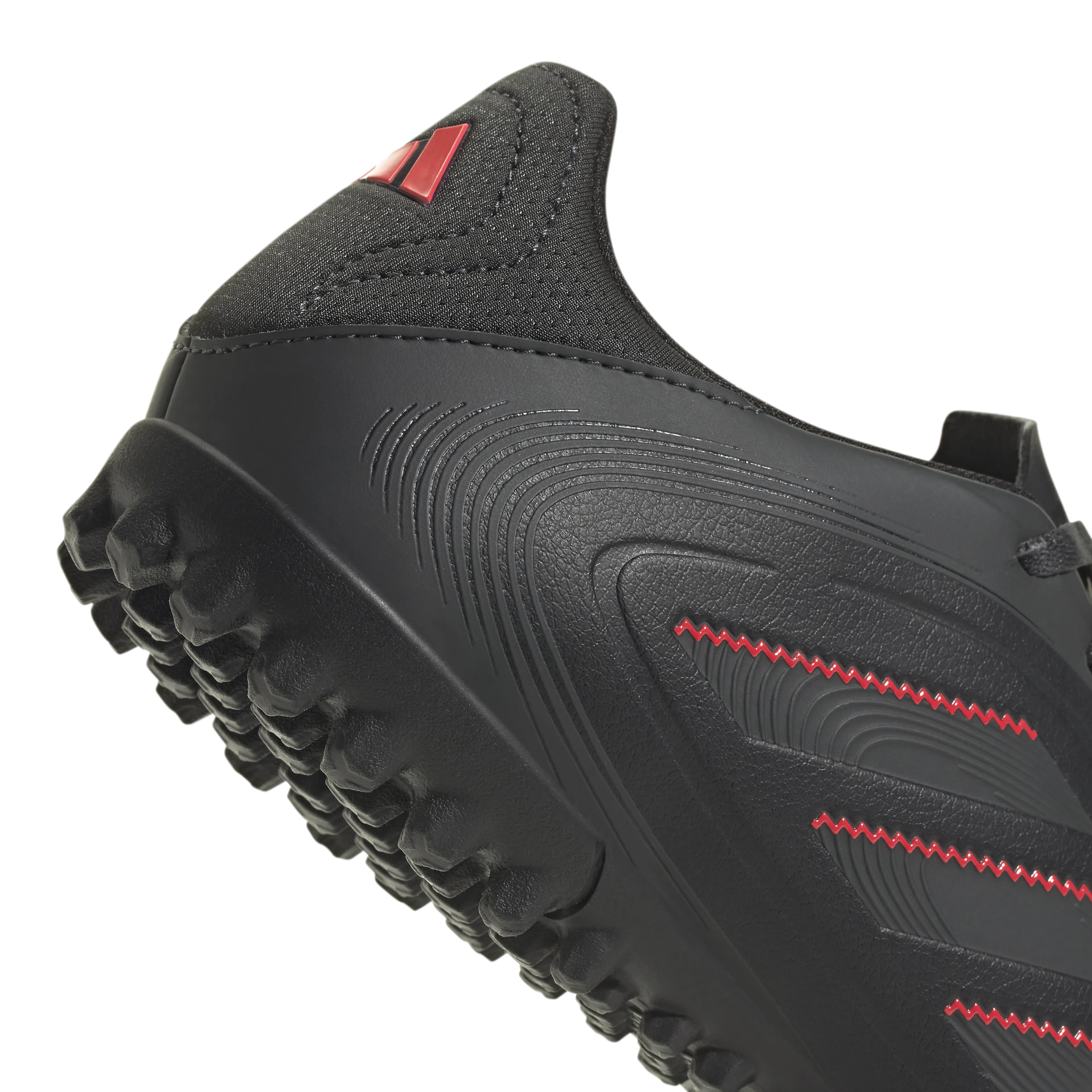 Copa Pure 3 Club Turf Fotballsko