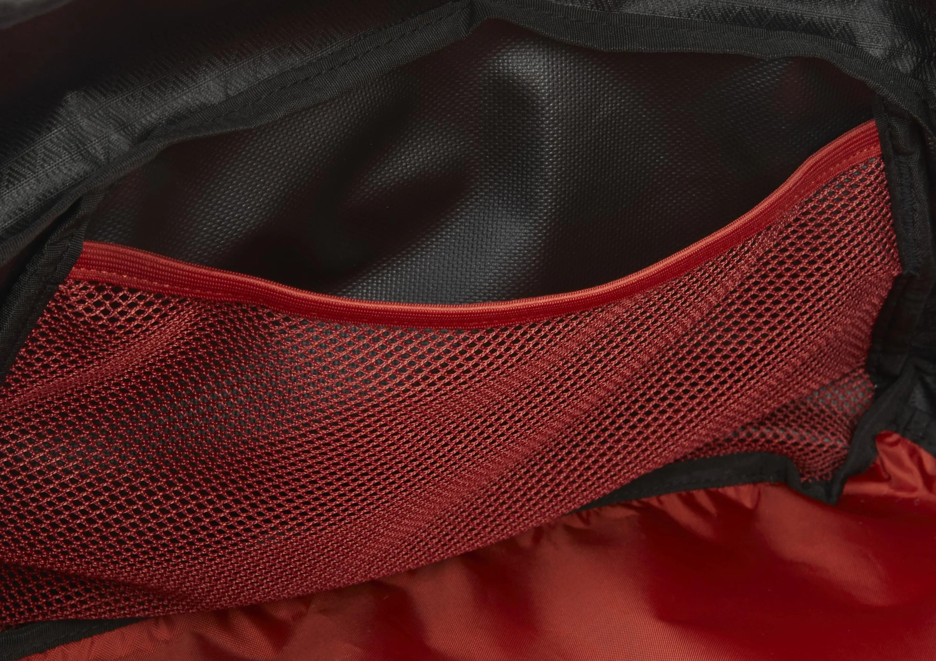Escape Kitbag 90 L duffelbag