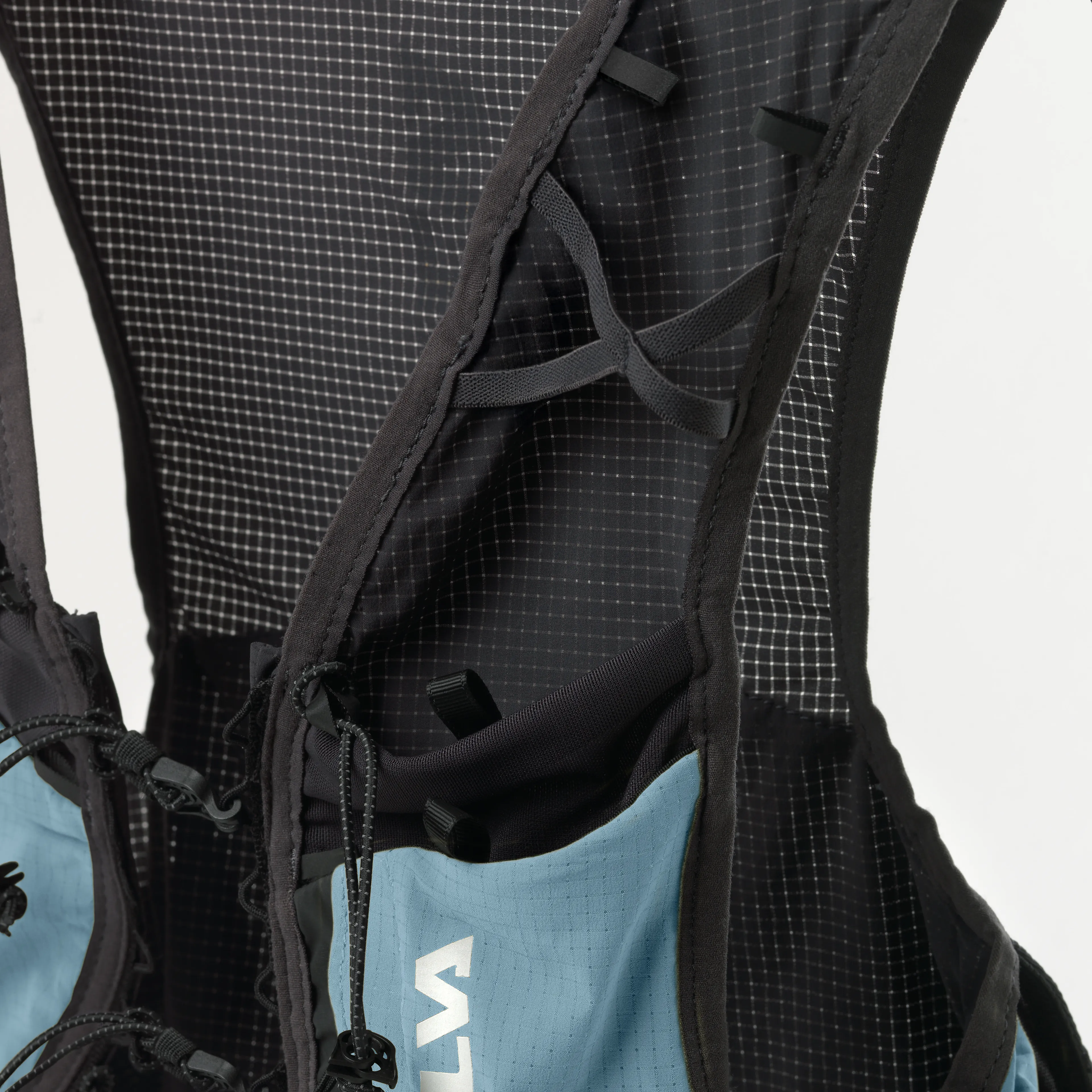 Strive Fly Vest