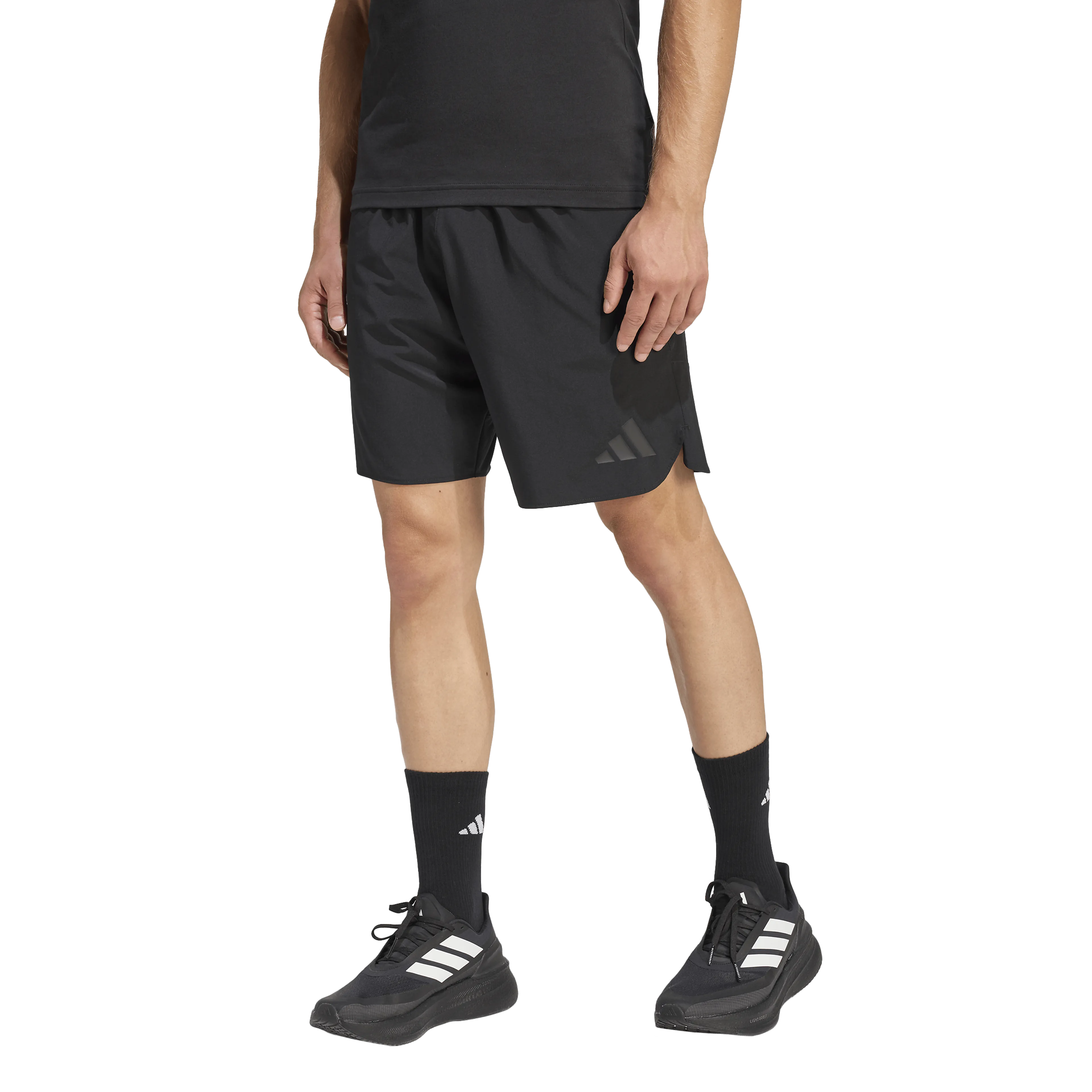 TIRO TRAVEL WOVEN SHORTS