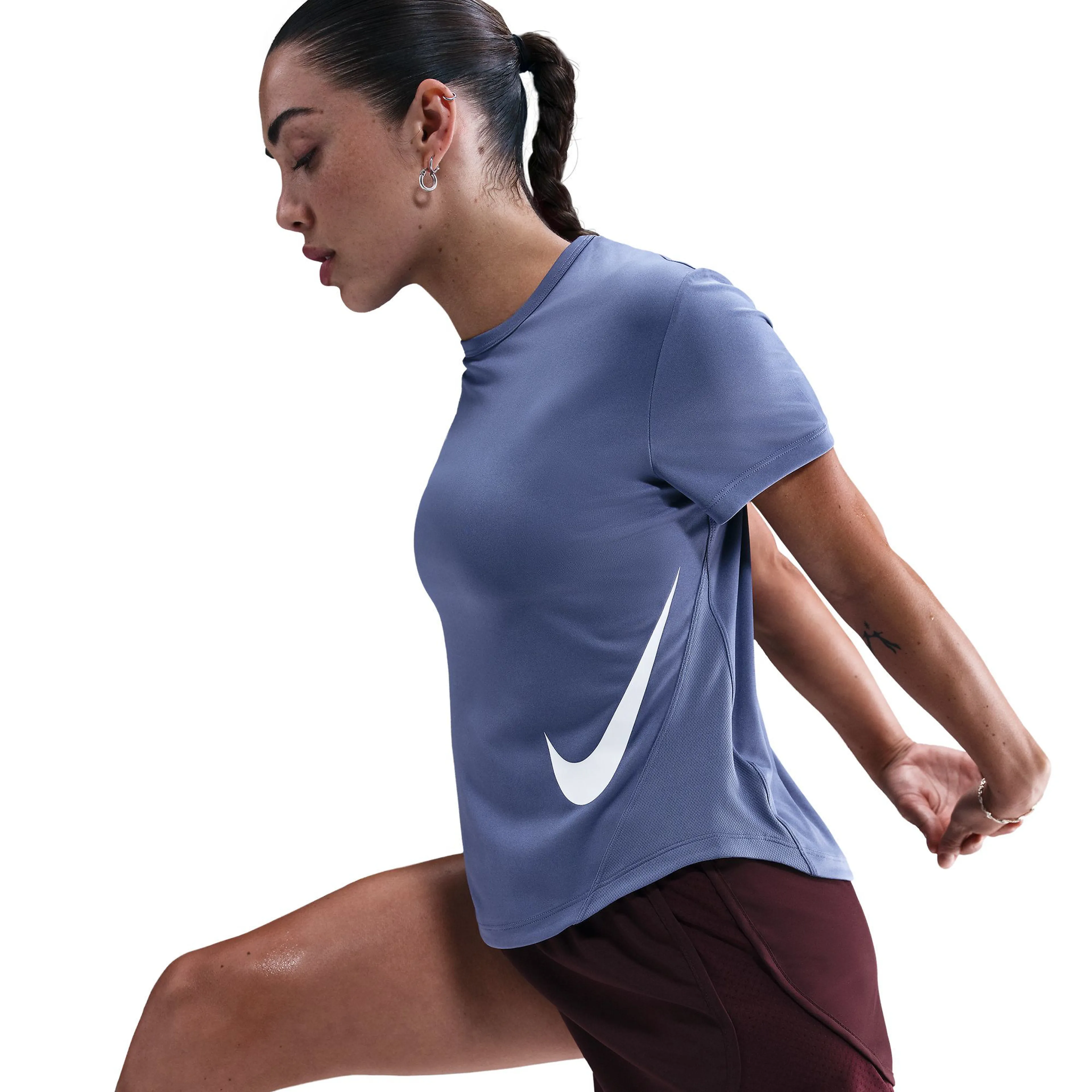 Tempo Swoosh Women's Dri-FIT Short-Sleeve Running Top