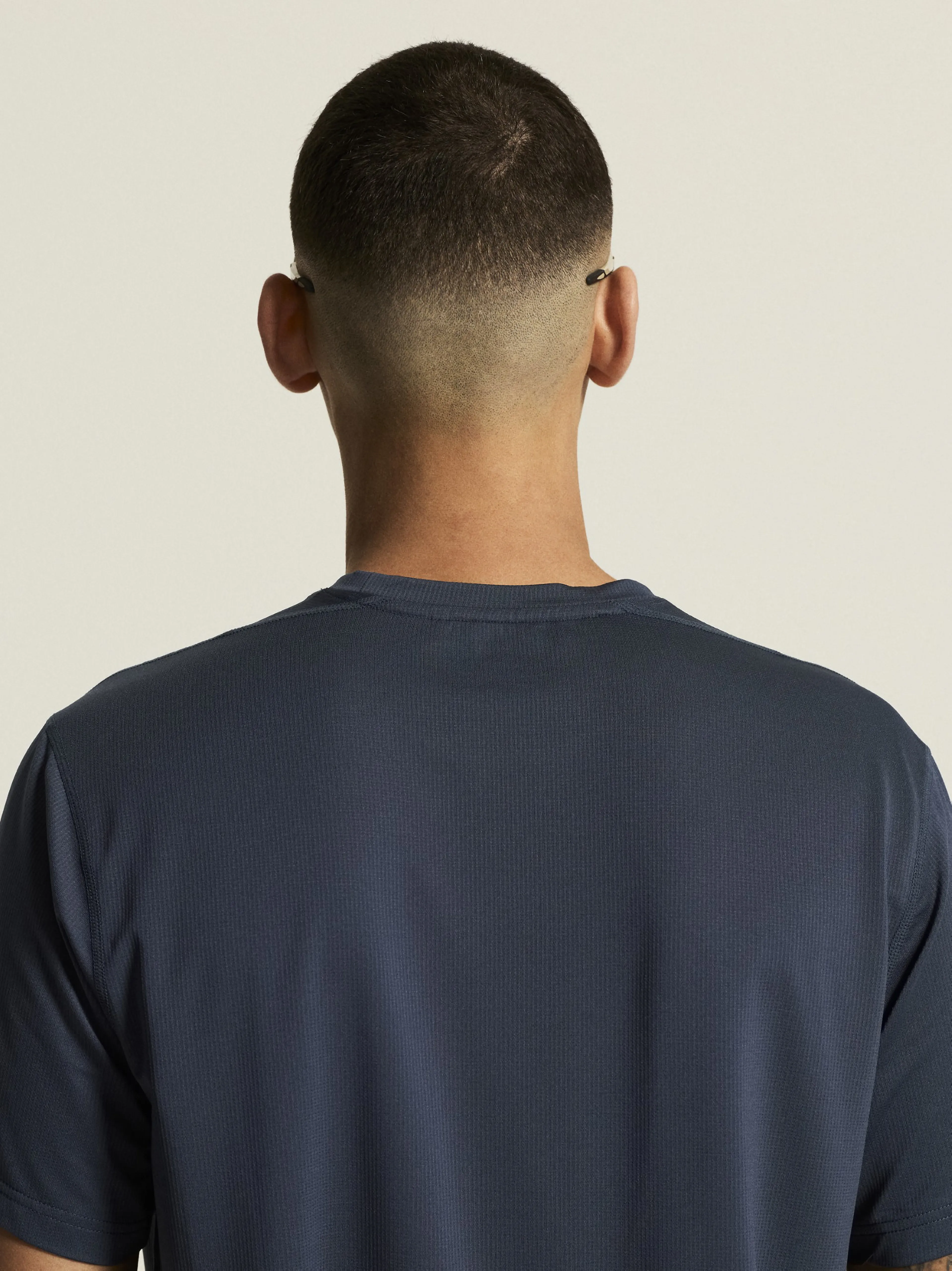 Essence Logo Tee 2 M