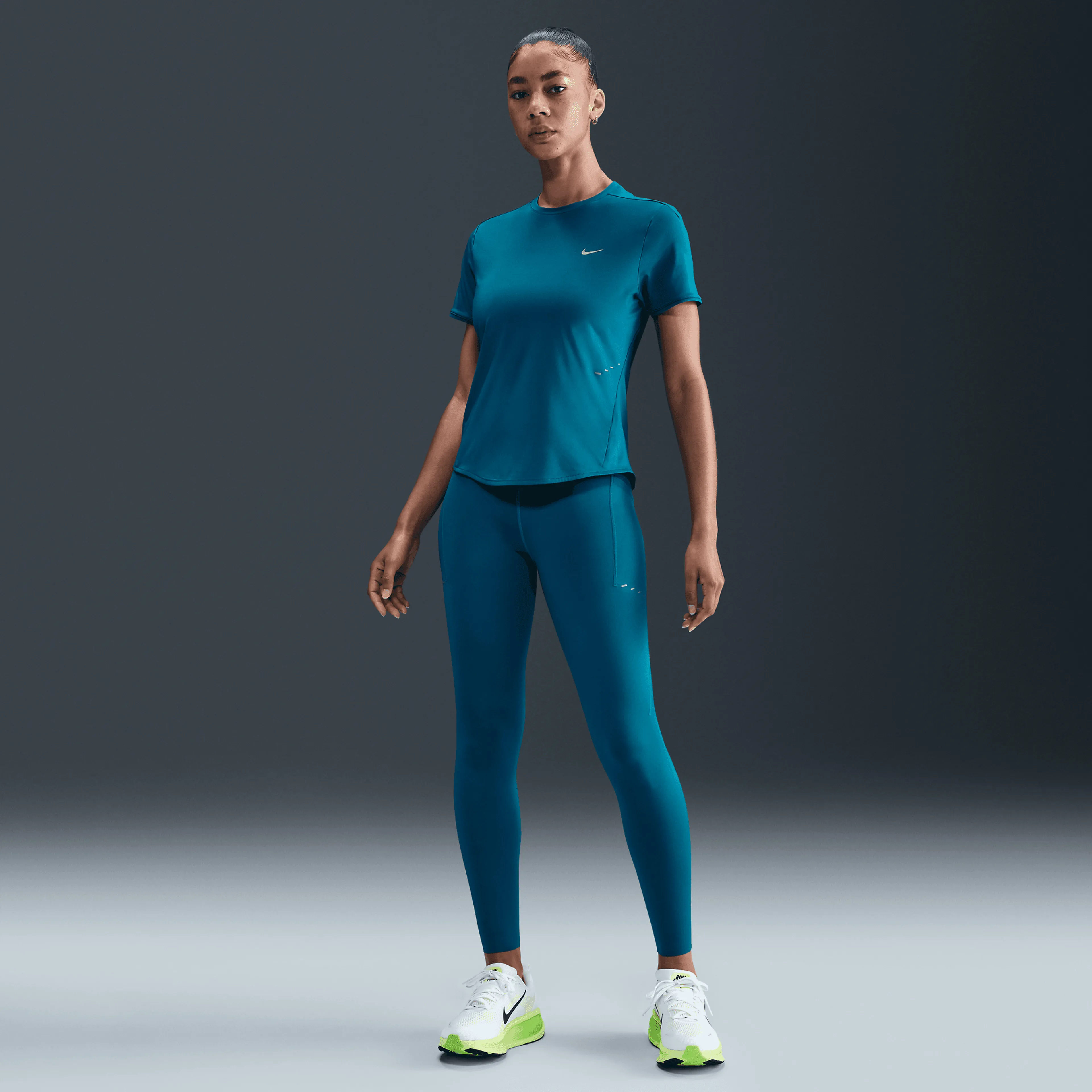 Swift Dri-FIT Short Sleeve Top