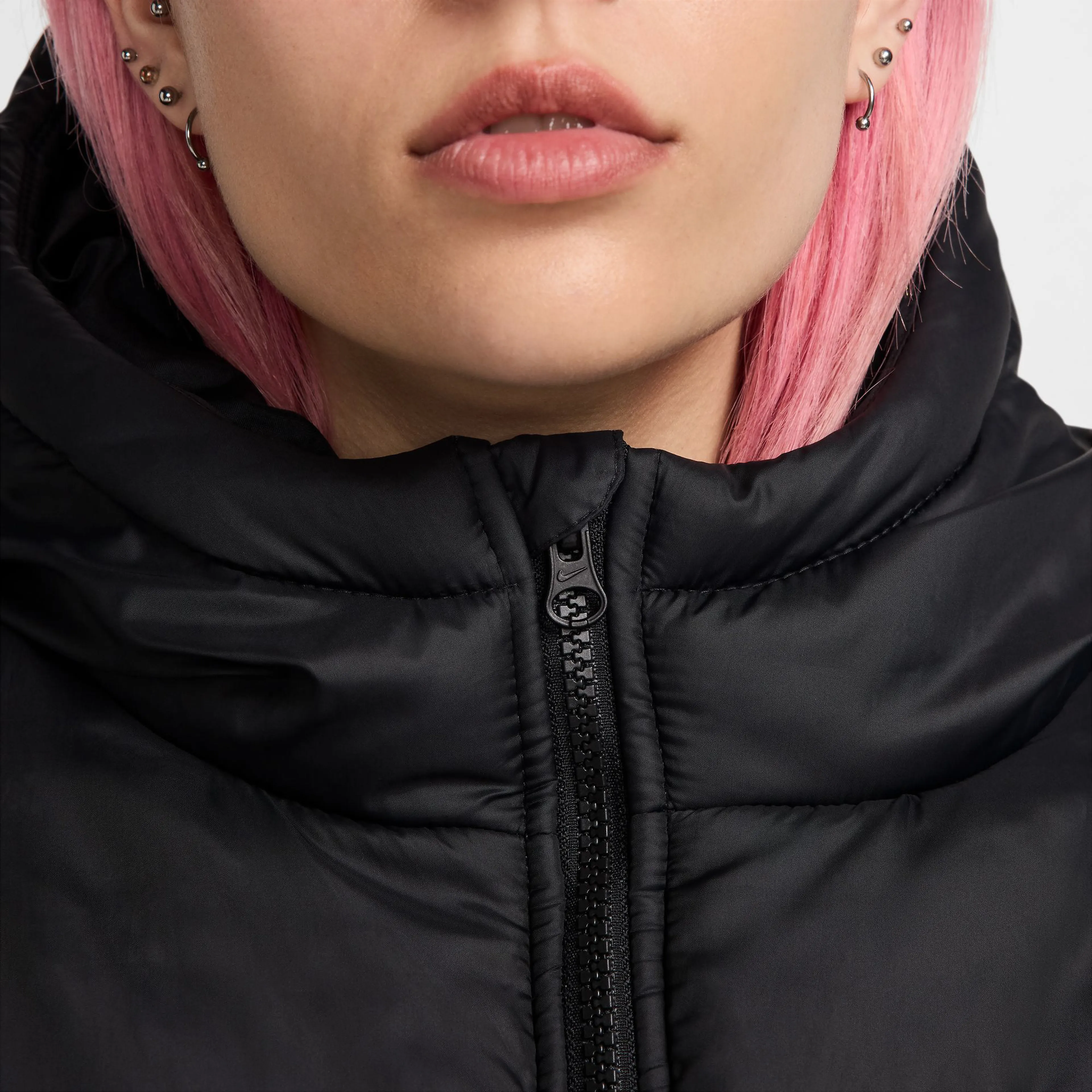 Sportswear Classic Puffer Women's Therma-FIT Loose Hooded Jacket