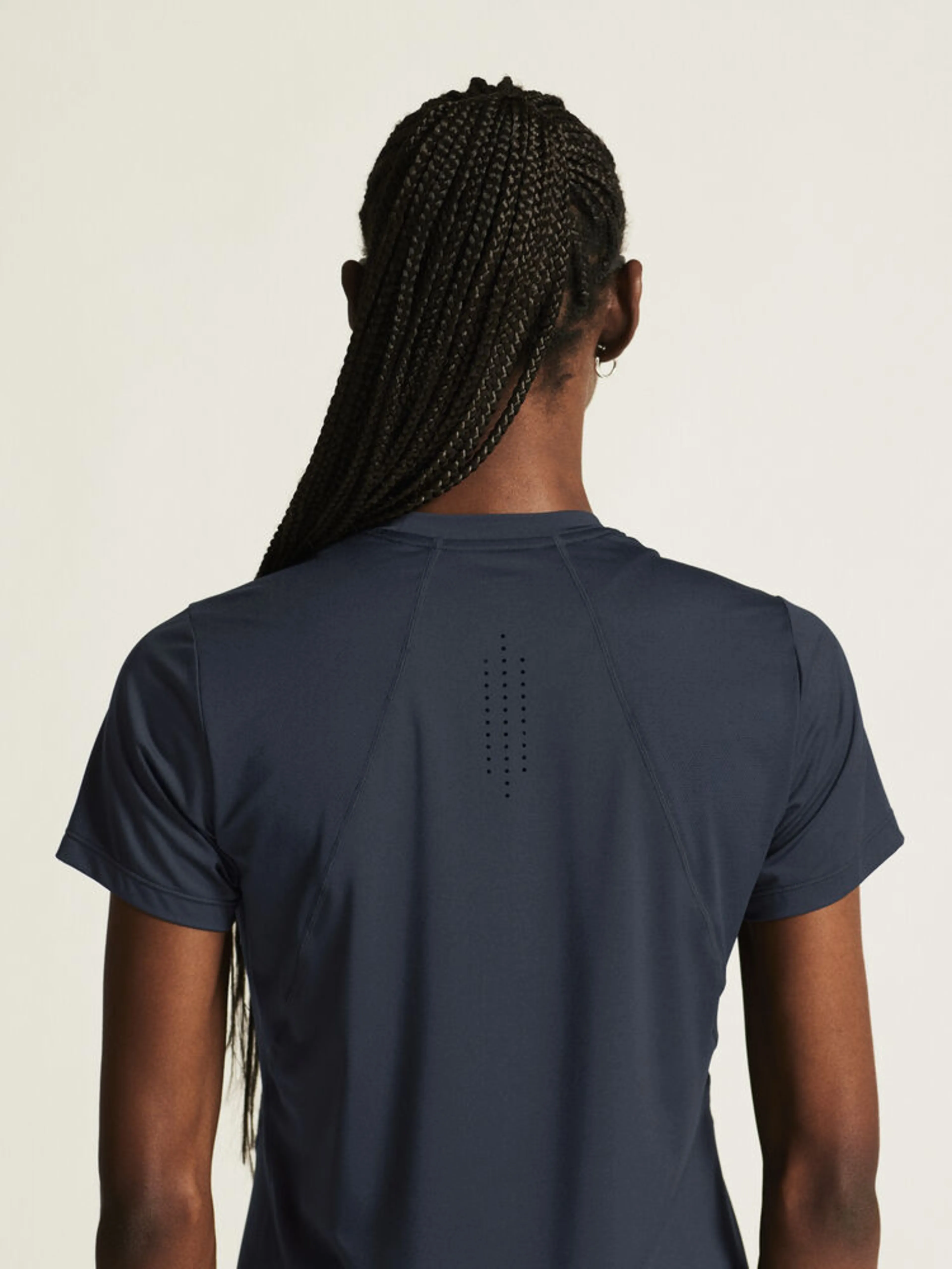 Adv Essence Ss Tee 2 W