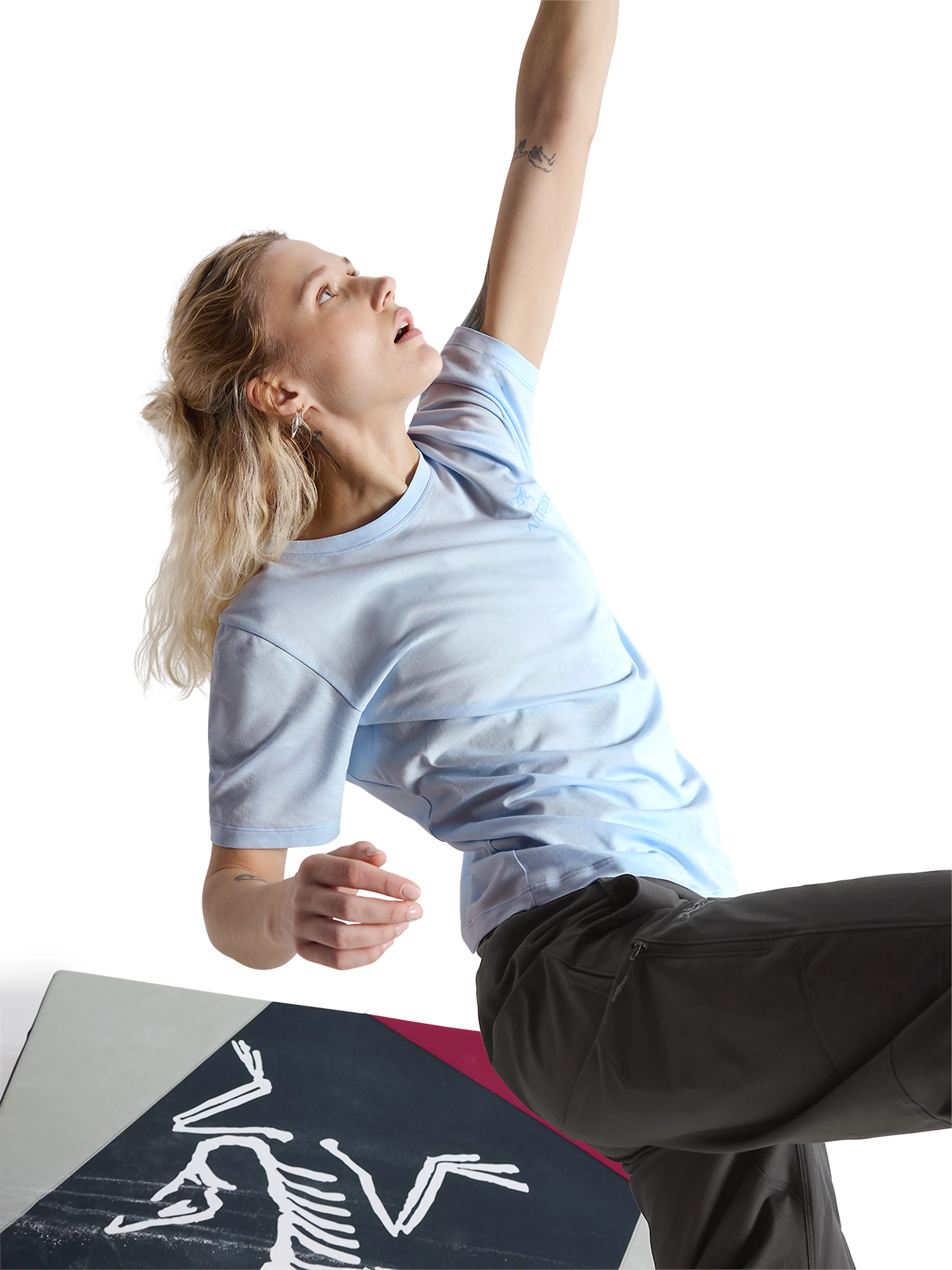 Kragg SL Cotton Emblem Crew SS W