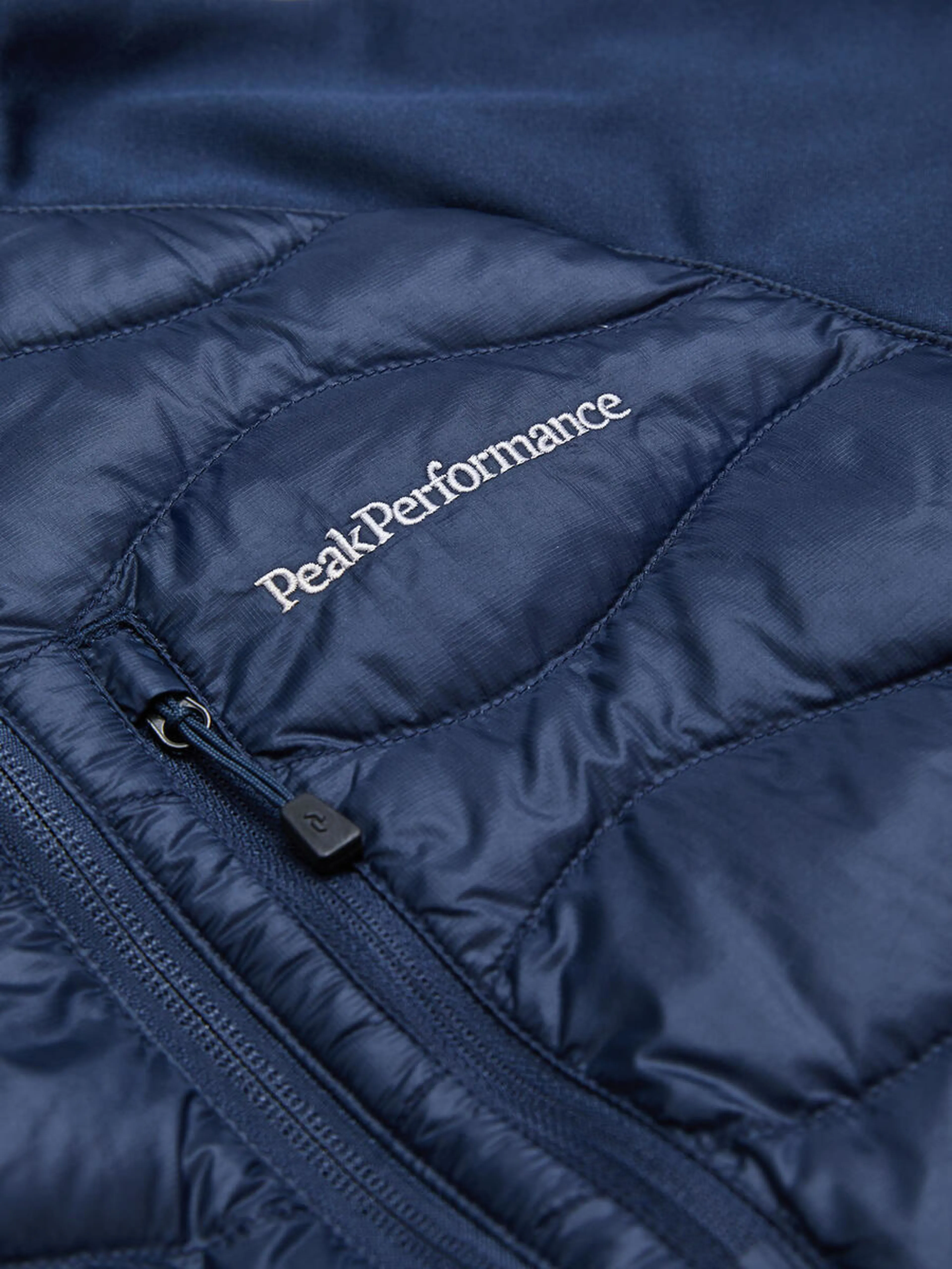 W Helium Down Hybrid Hood