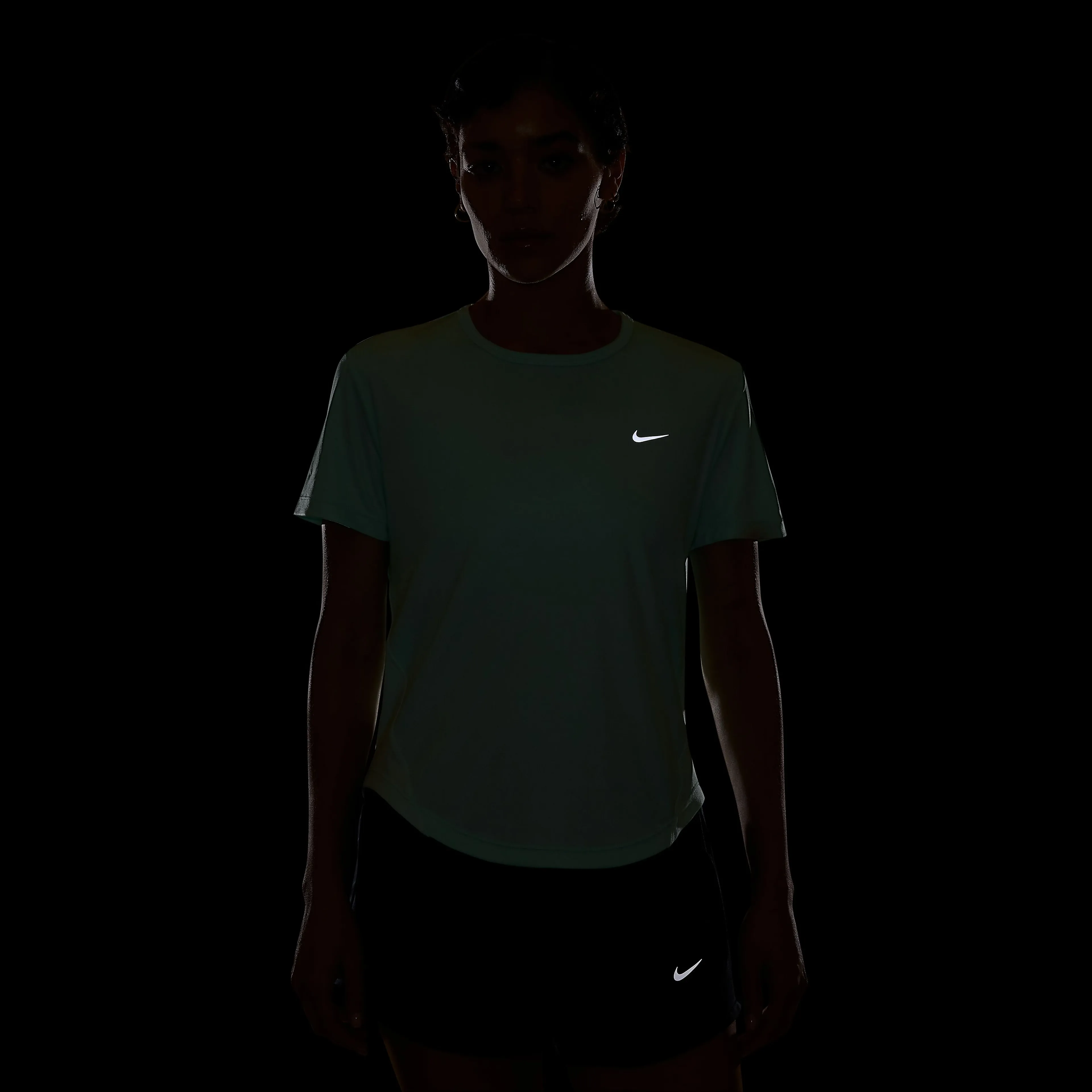  Tempo Women's Dri-FIT Short-Sleeve Running Top