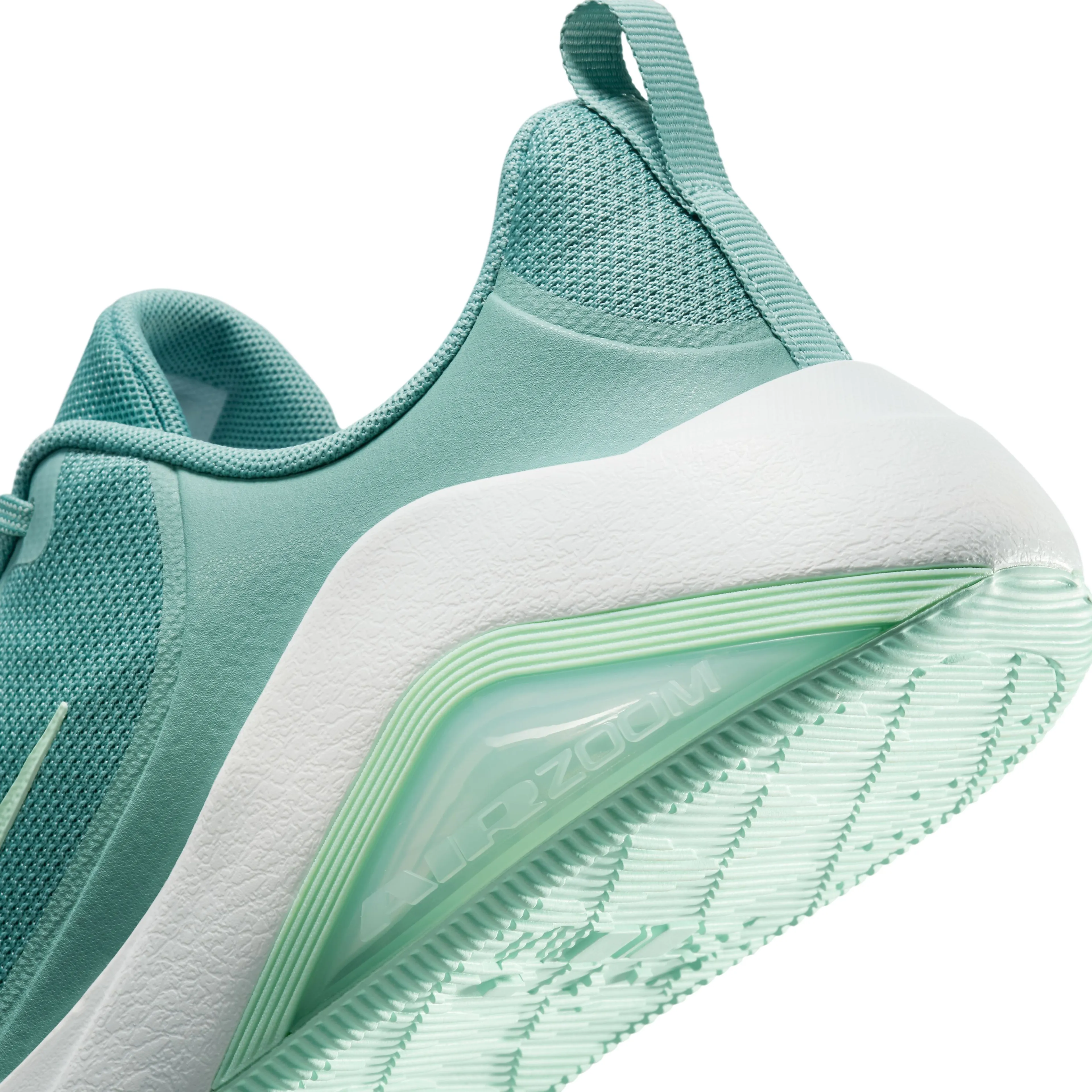 W AIR ZOOM BELLA 7