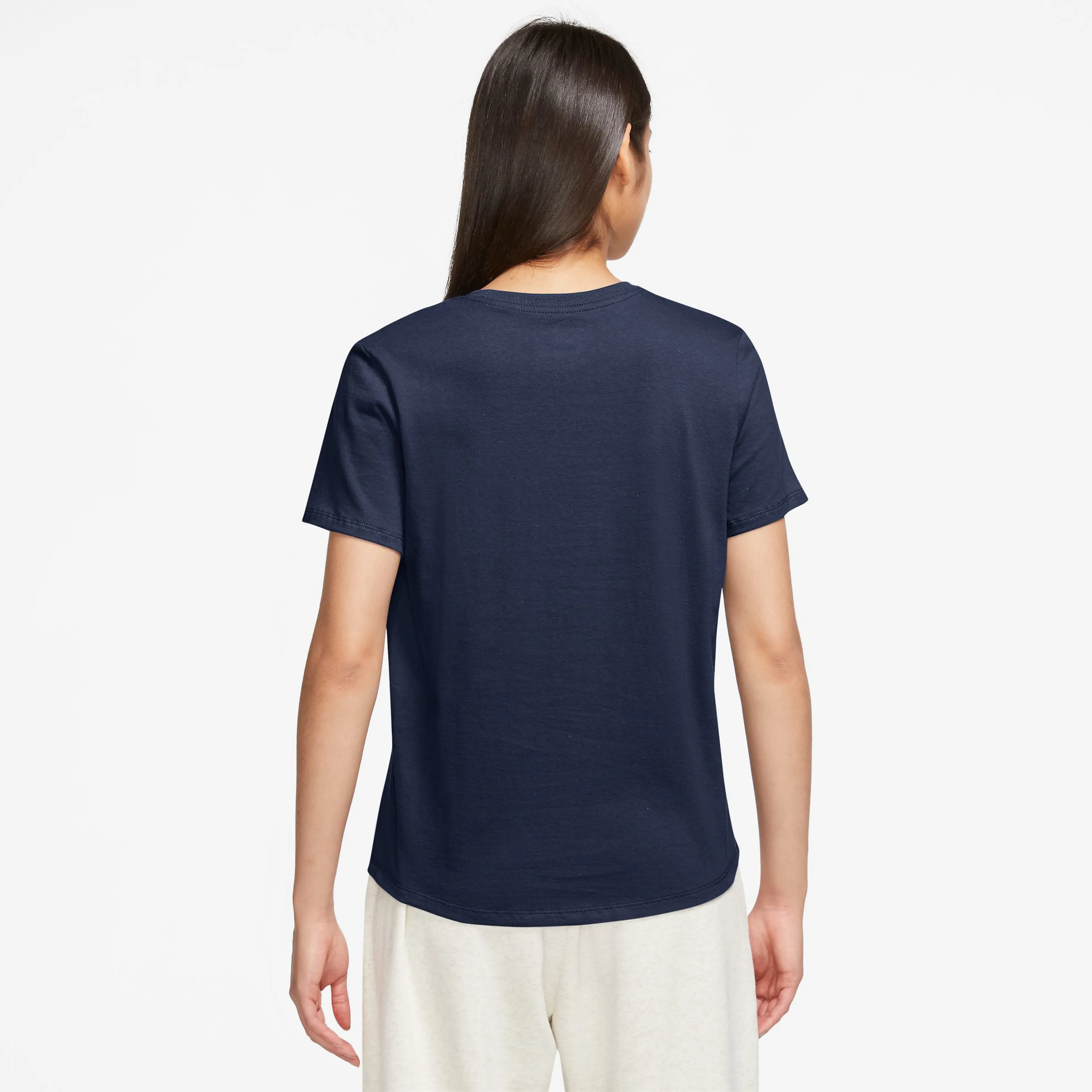 Sportswear Essentials t-skjorte dame