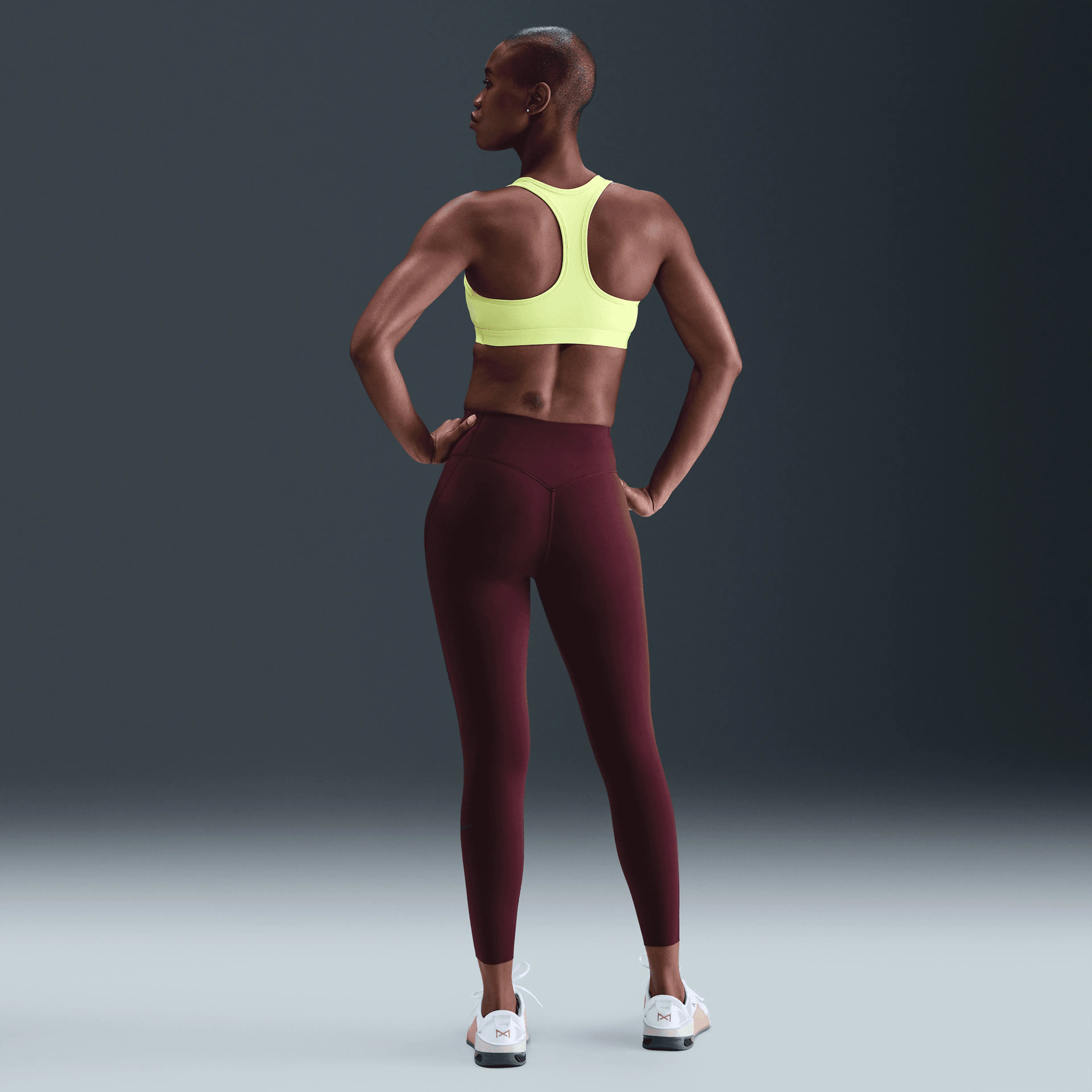 Swoosh Medium Support