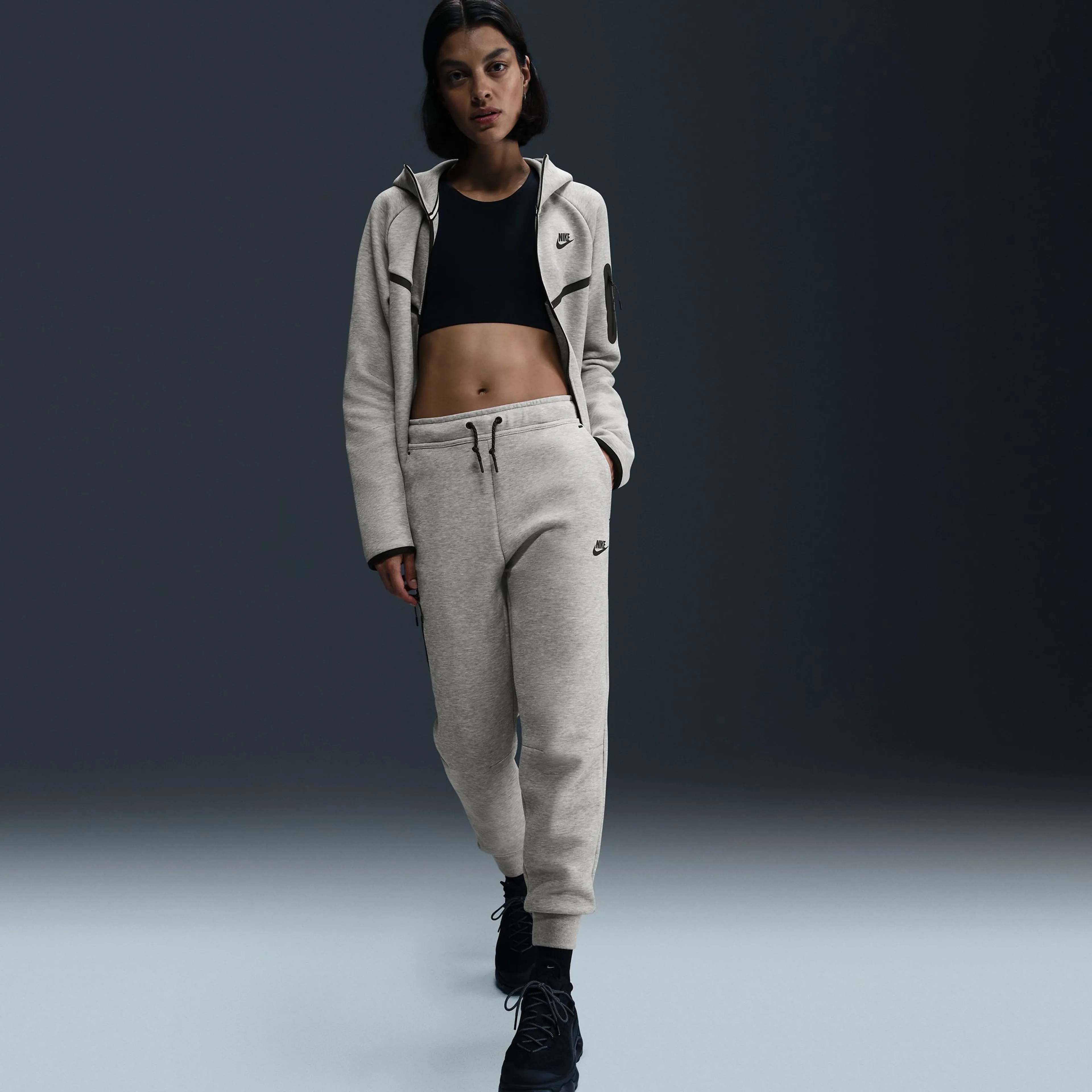 Sportswear Tech Fleece Women's Mid-Rise Joggers
