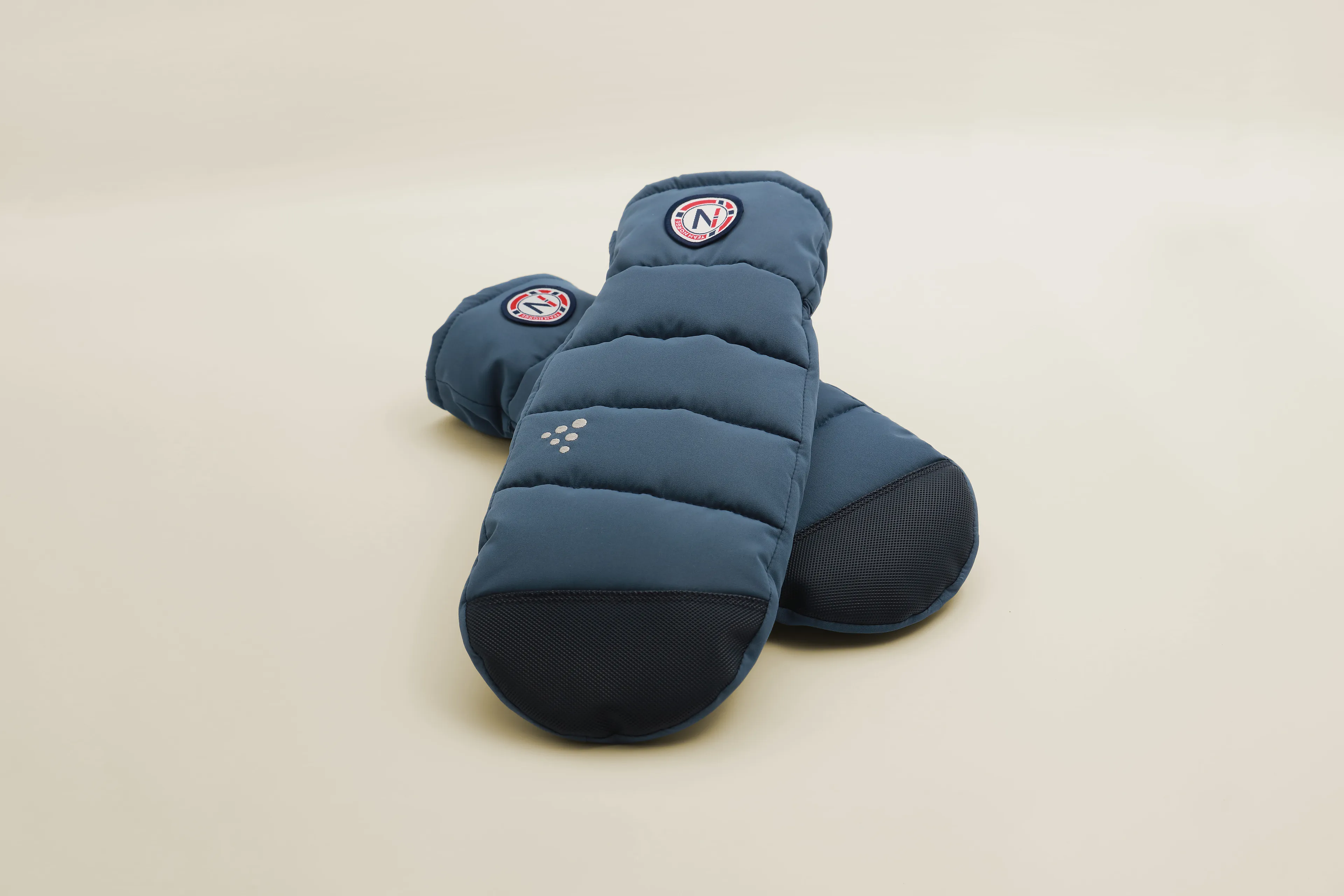 OL Norway Padded Mitten