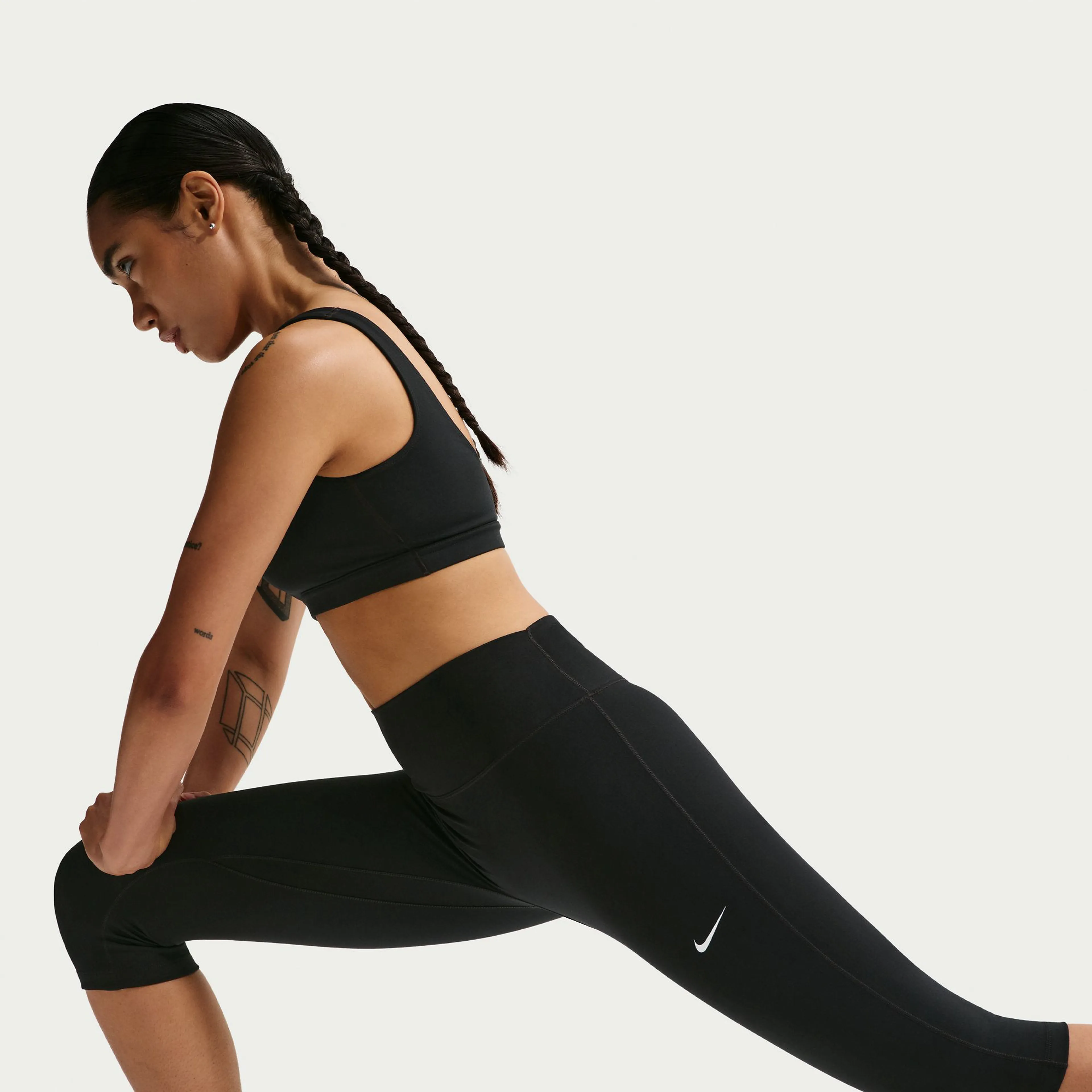 One Women's High-Waisted Capri Leggings
