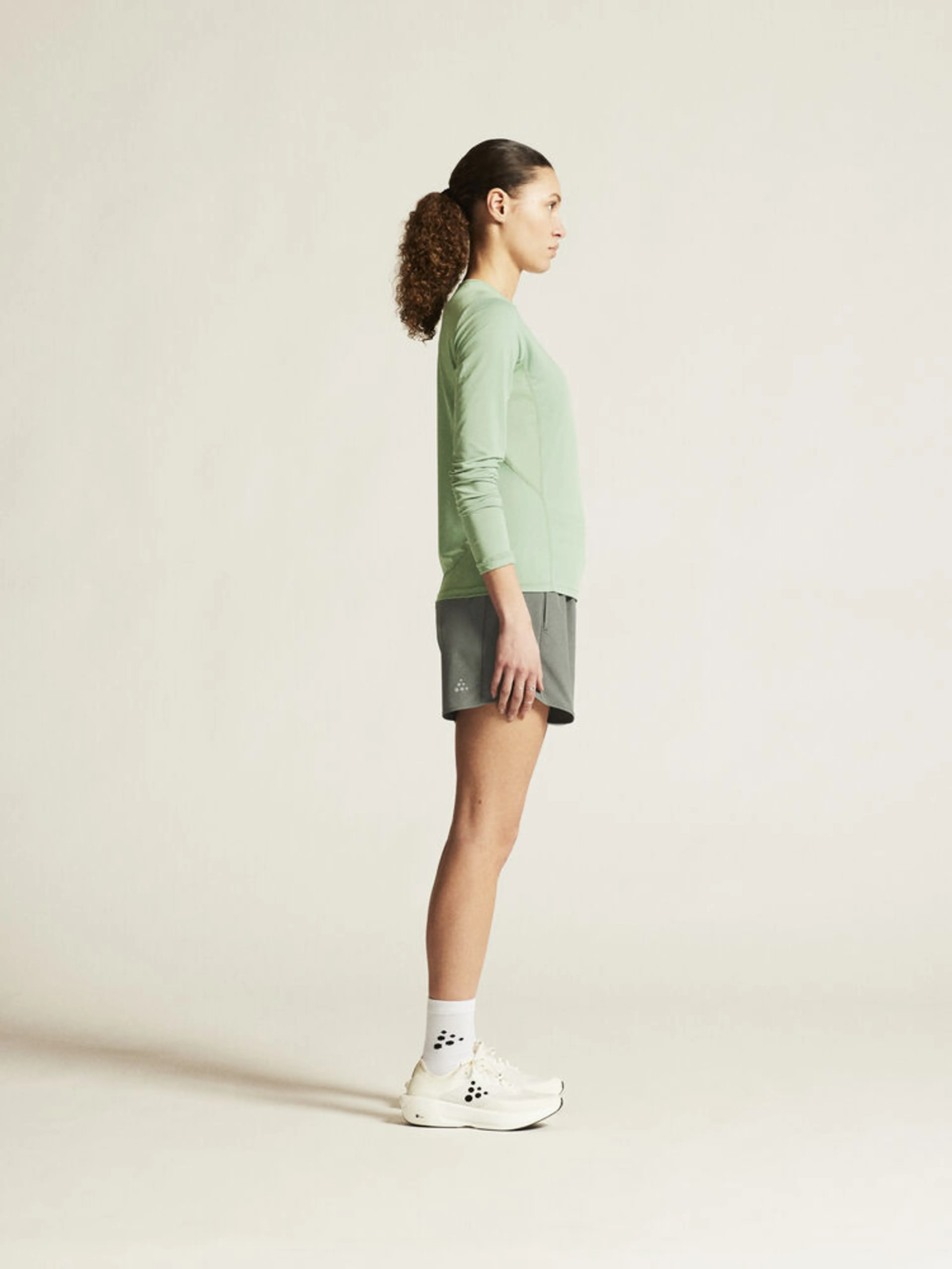 Adv Essence Ls Tee 2 W
