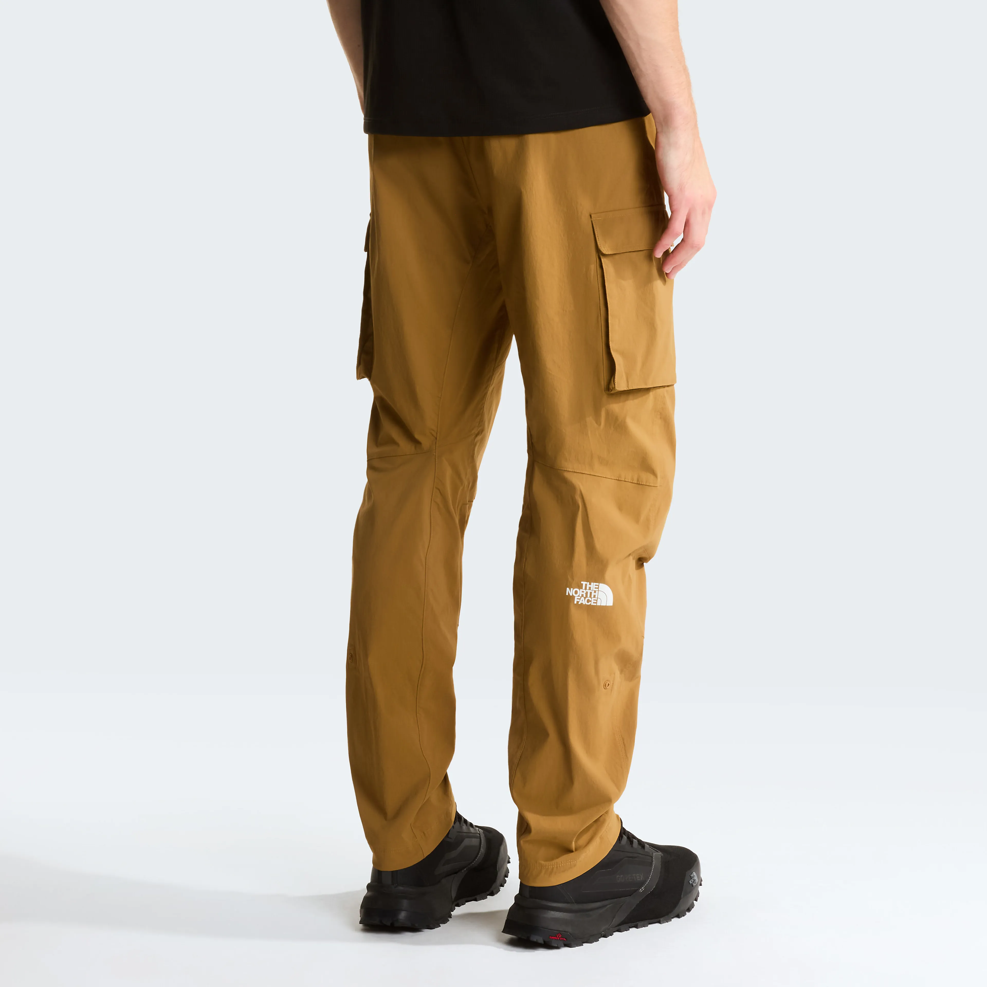 M EXPLORATION CARGO PANTS